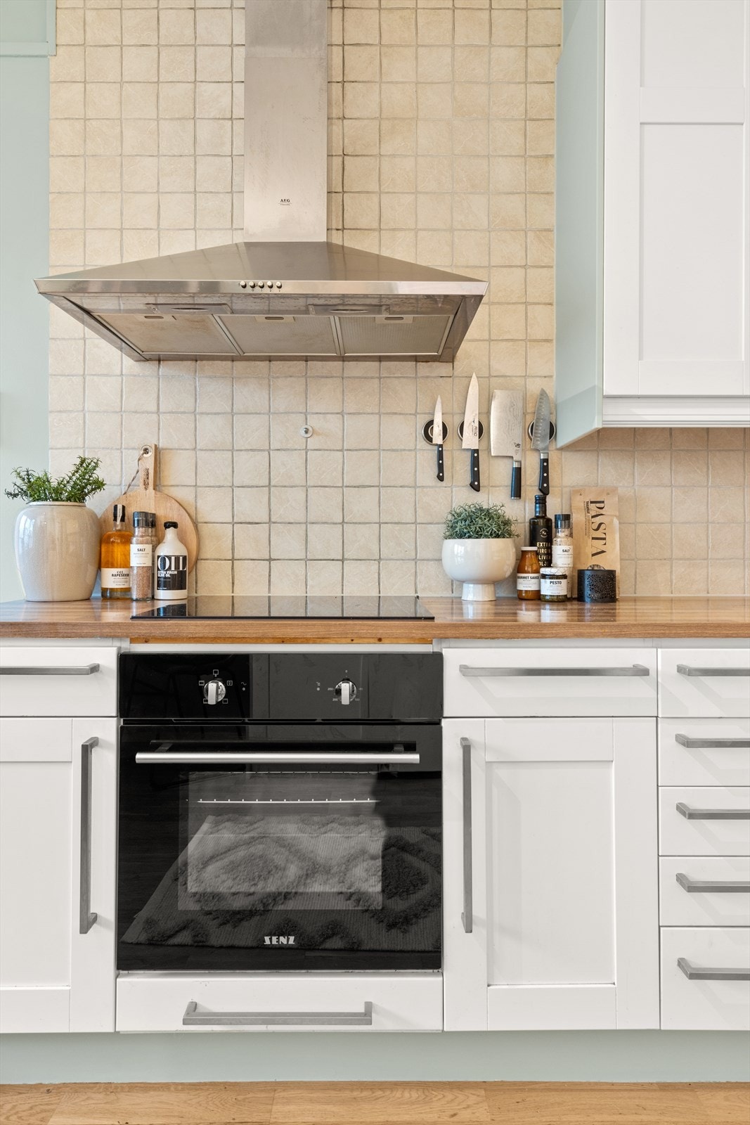 Ny integrert komfyr med steketopp fra 2019. Galleribilde