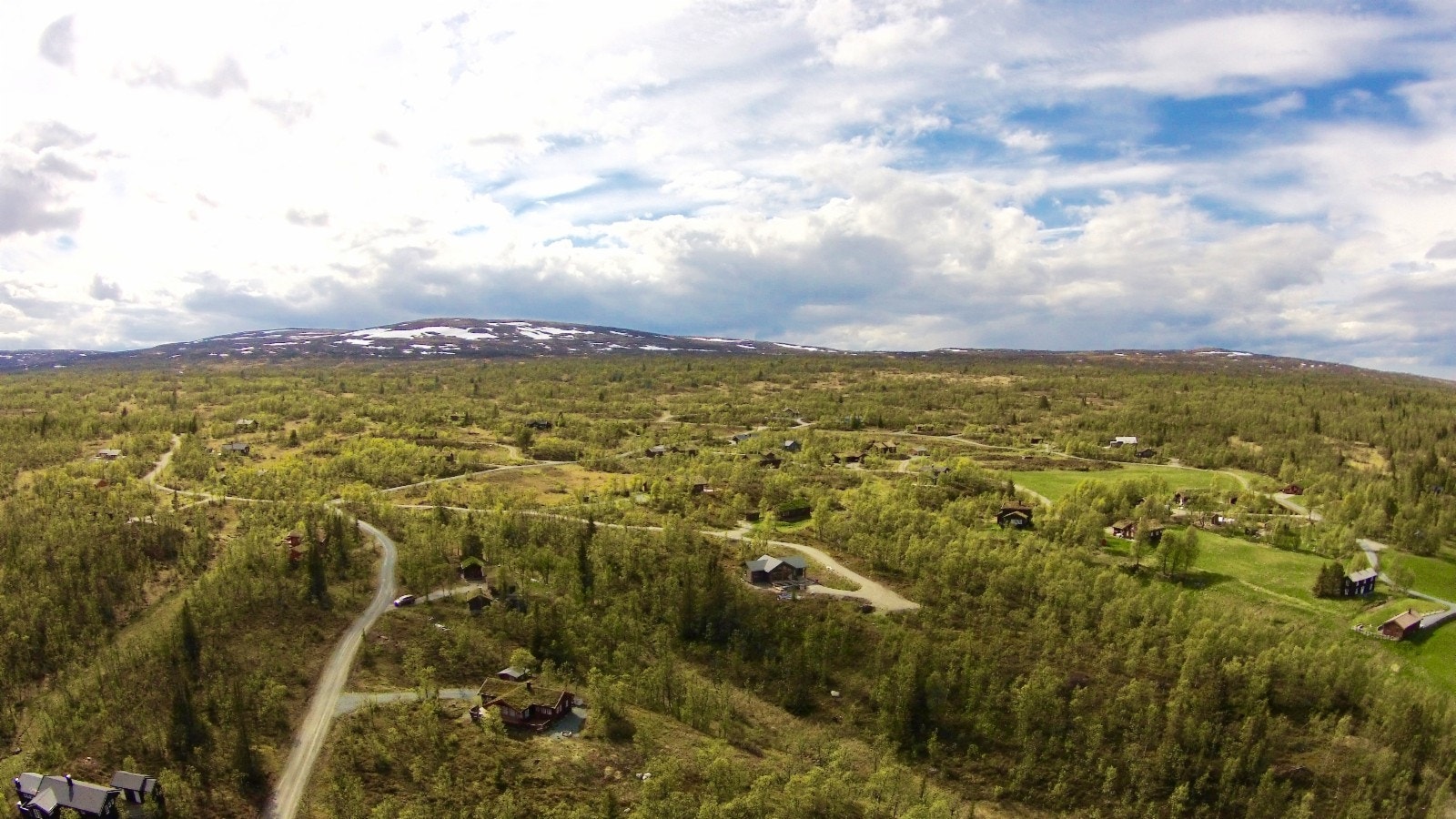 Novola hyttegrend ligger oppe under fjellet lengst sør i Ålen. Galleribilde
