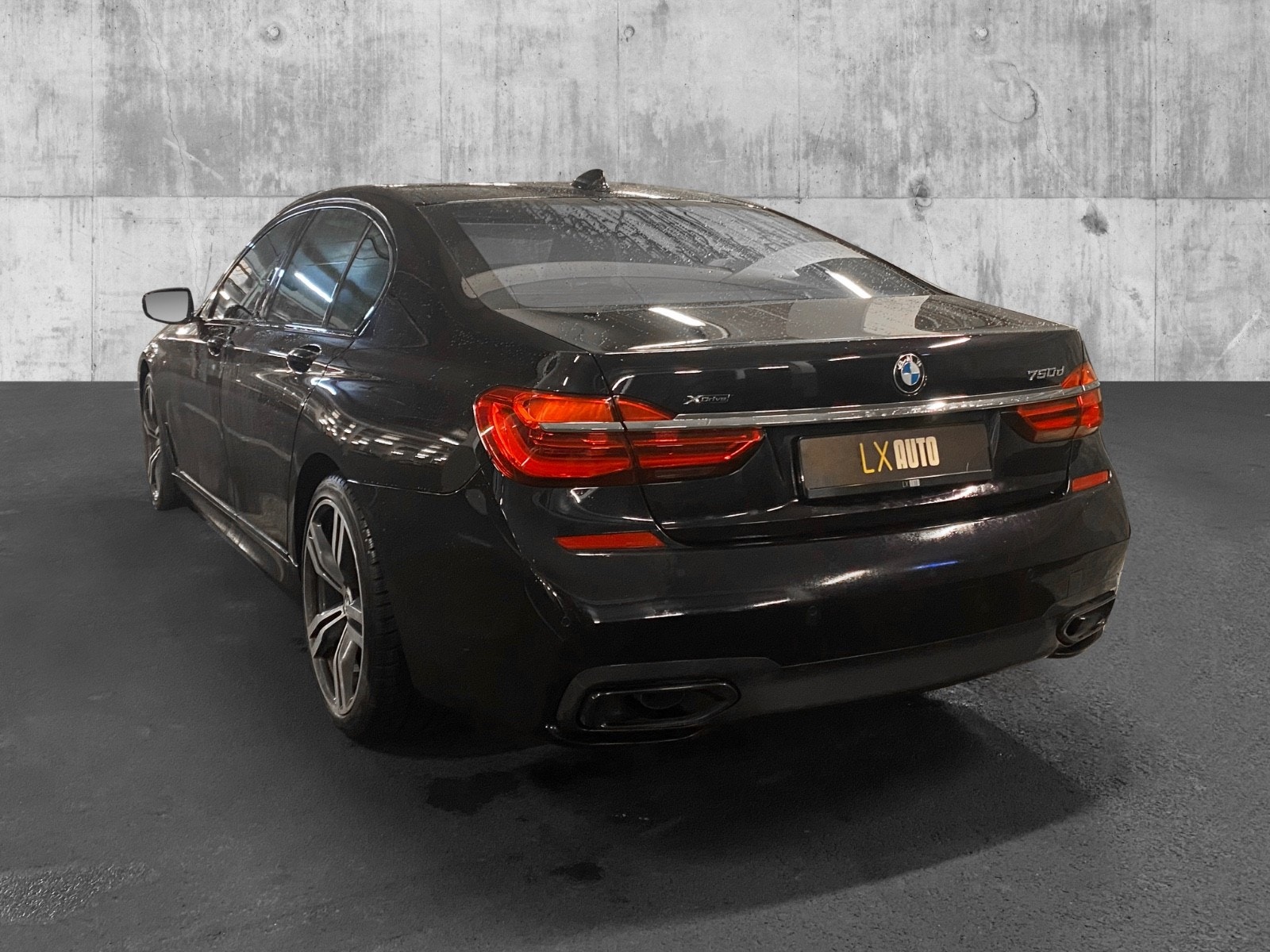 BMW 7-Serie 4