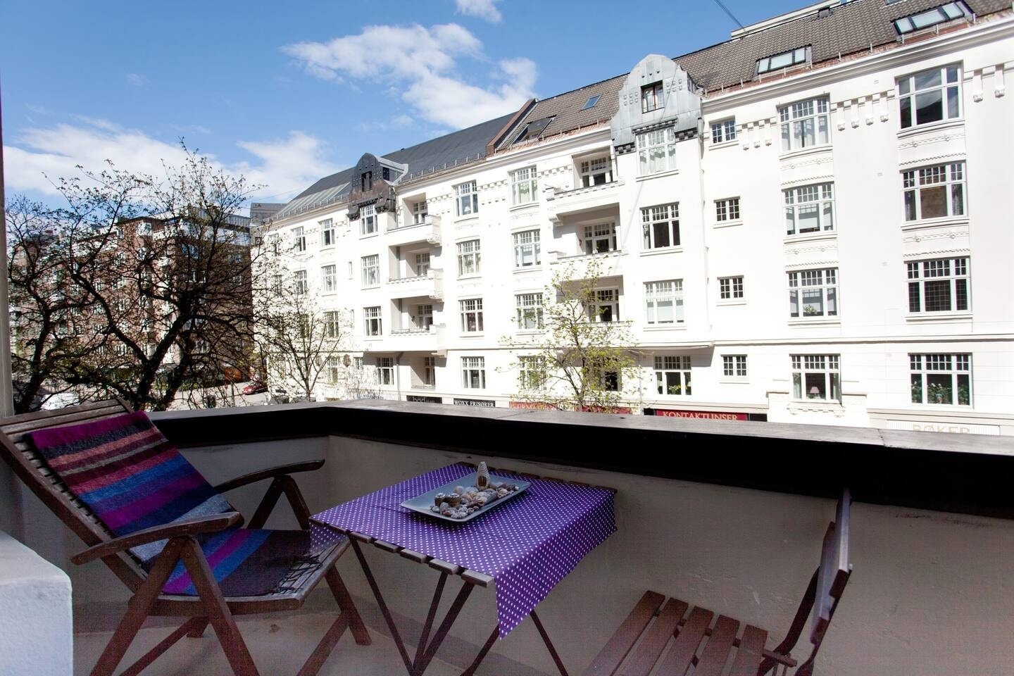 Bedroom 2 - The balcony Galleribilde