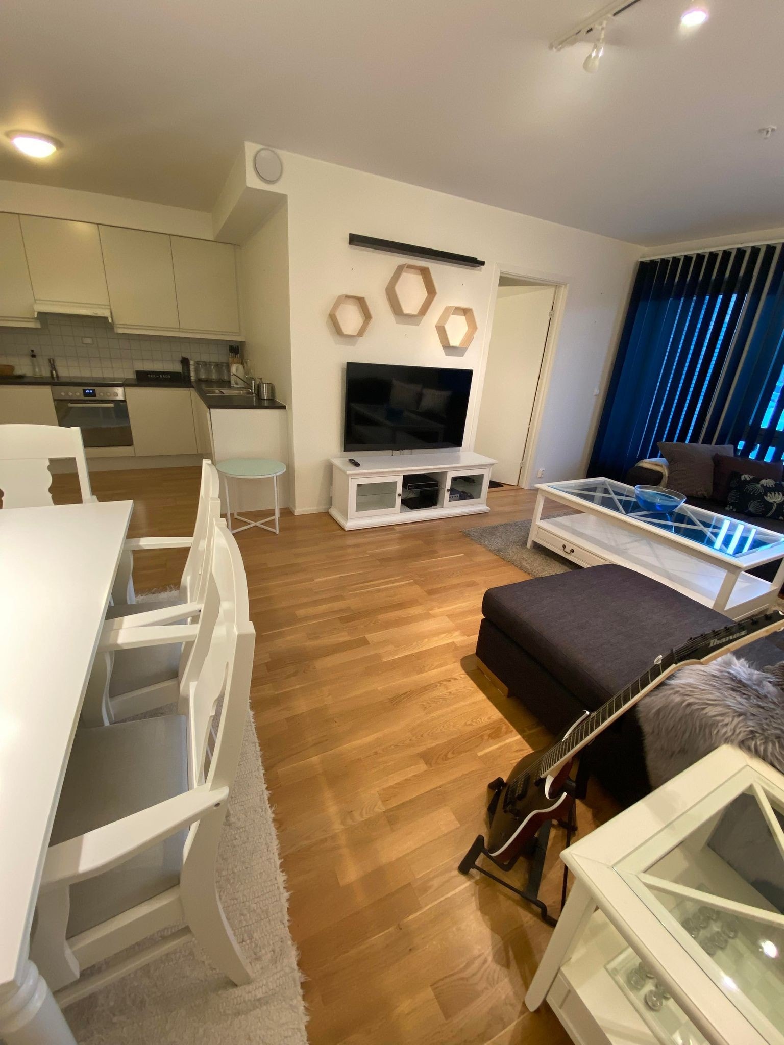 OPPHOLD (33,1 kvm) Galleribilde