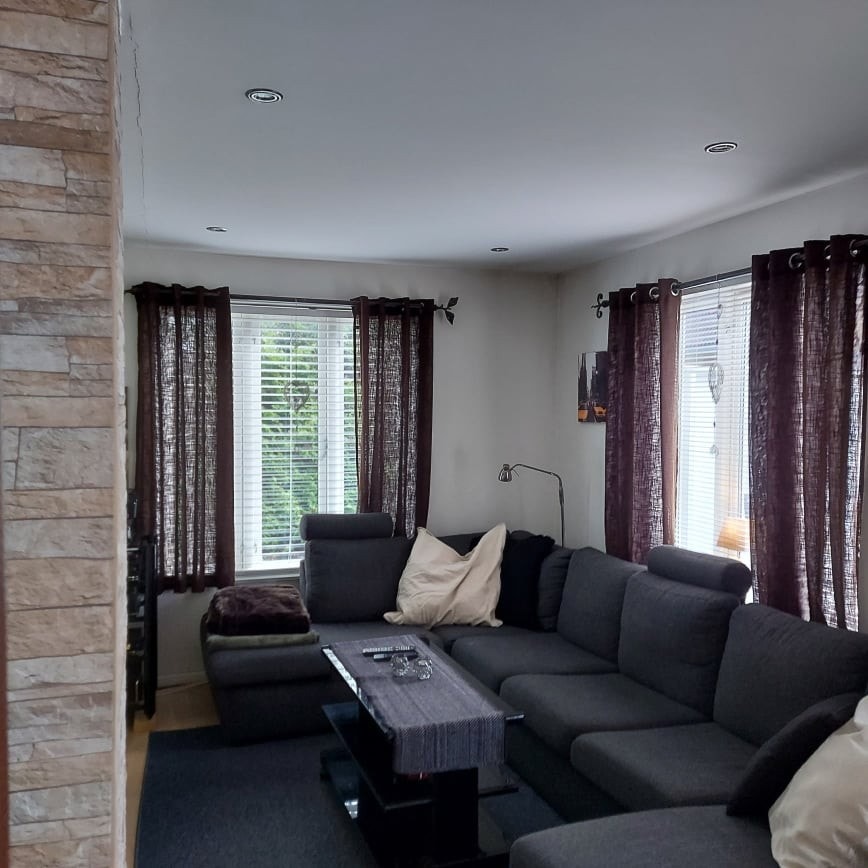 Stue (omgjøres til (4)roms ved behov. Galleribilde