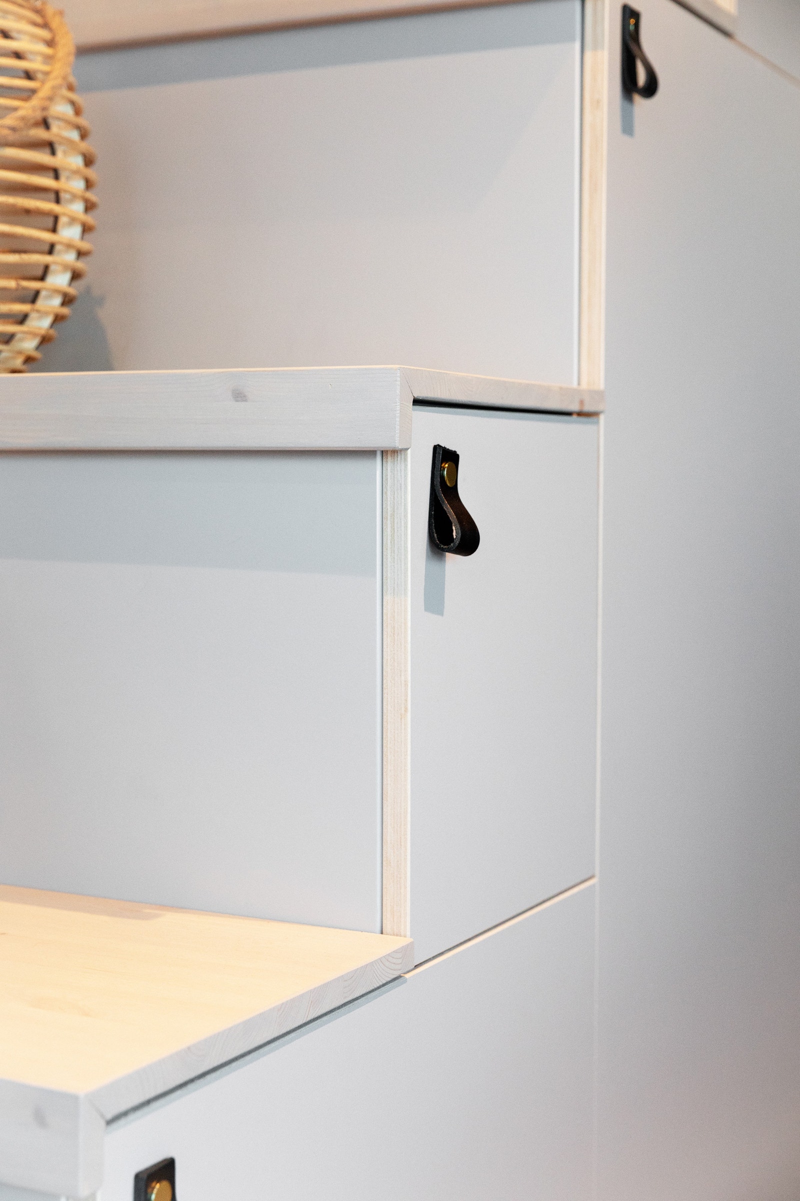 Detalj - trapp med integrert lagringsmuligheter Galleribilde