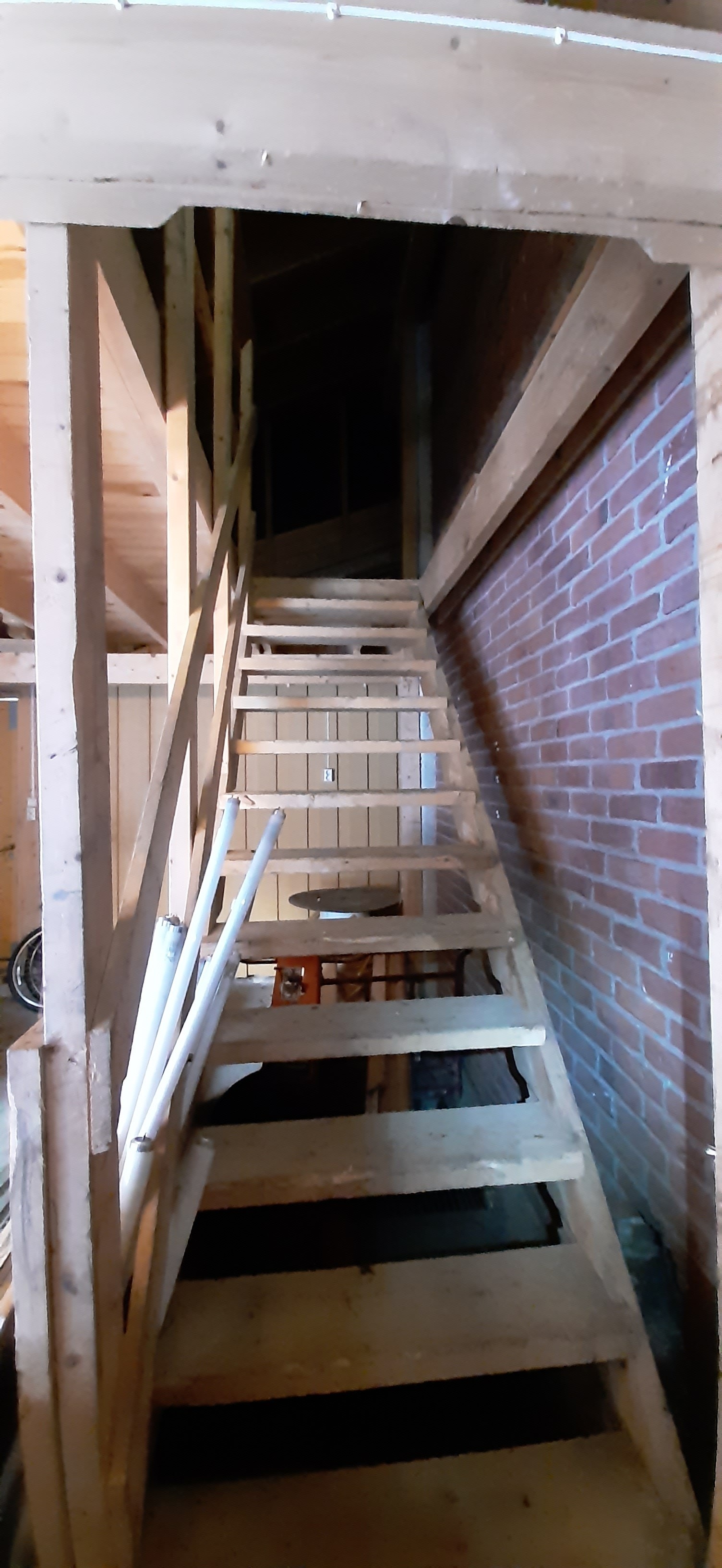 Kaldtlager, trapp til 2 etg Galleribilde