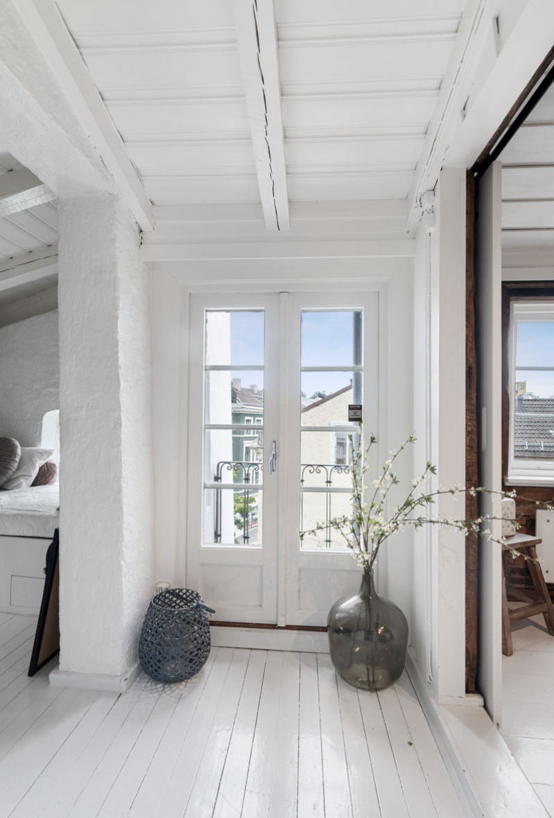 Disponibelt rom mellom stue og kontor/soverom Galleribilde