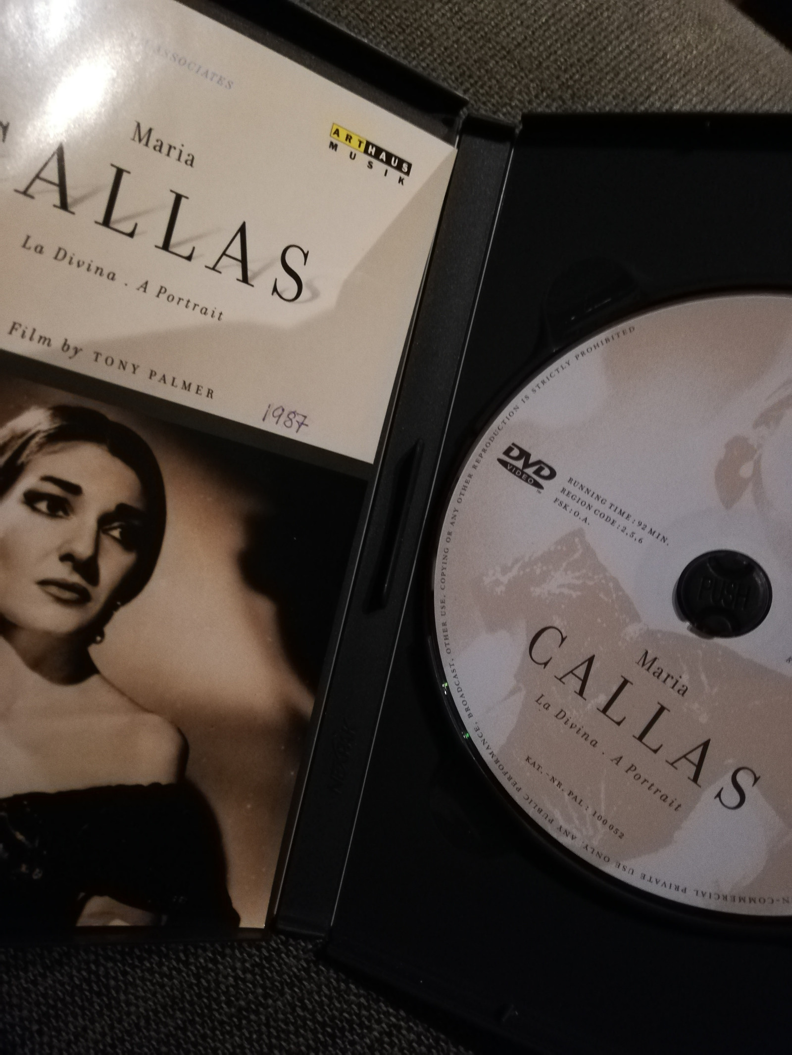 Maria Callas - La Divina - A Portrait (DVD) - Opera | FINN torget