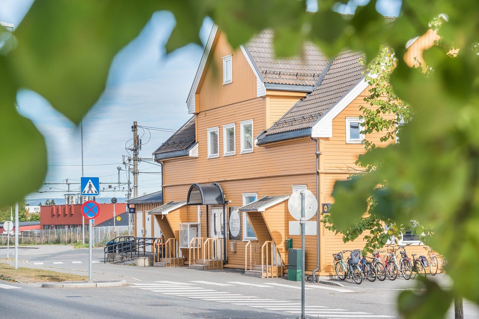 Togstasjonen på Stange Galleribilde
