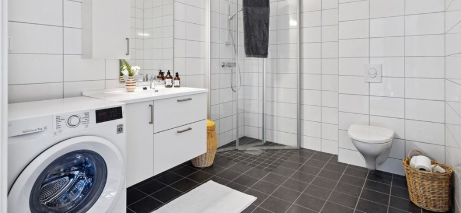 Stort og moderne bad Galleribilde