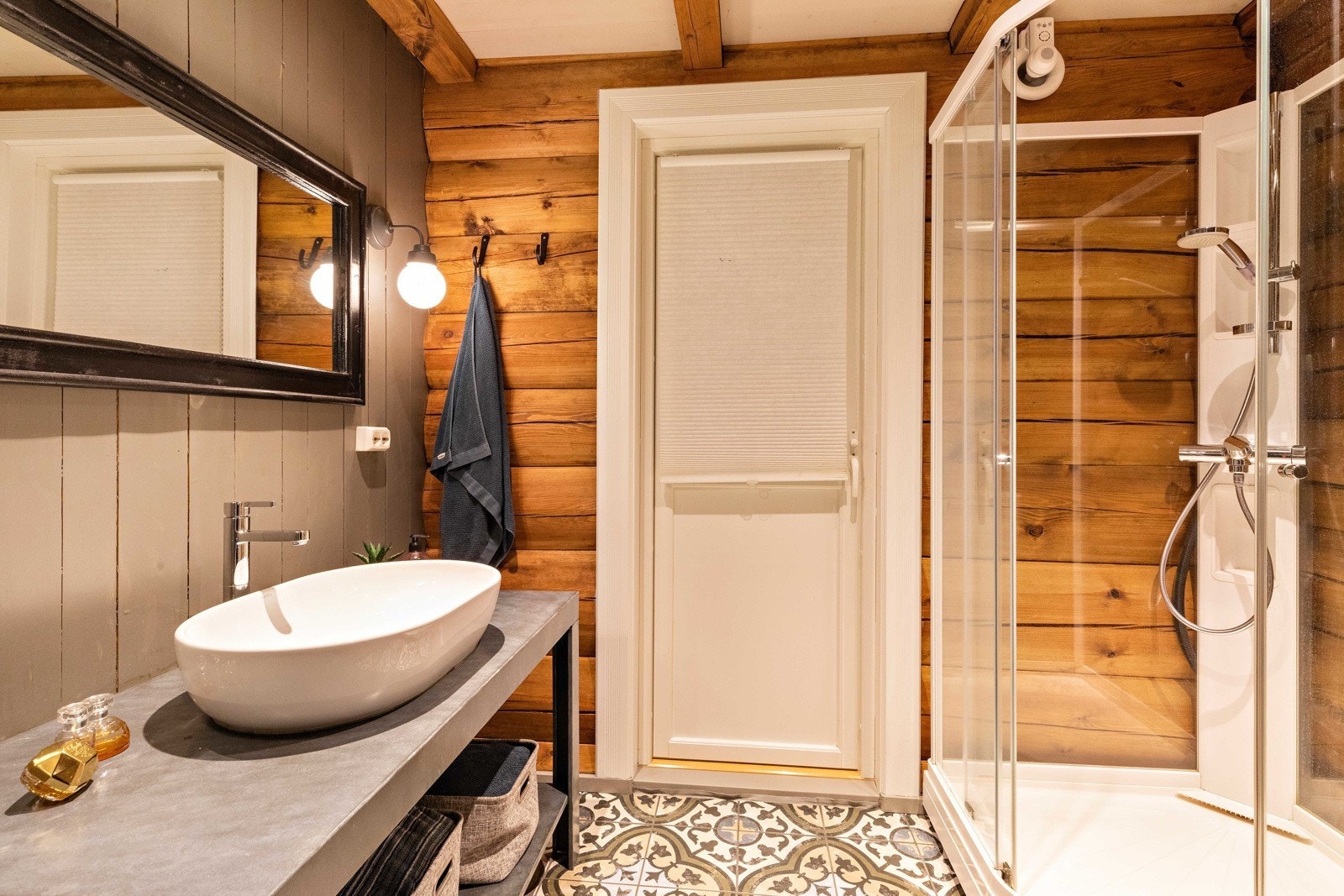 Bad 1. etg Galleribilde