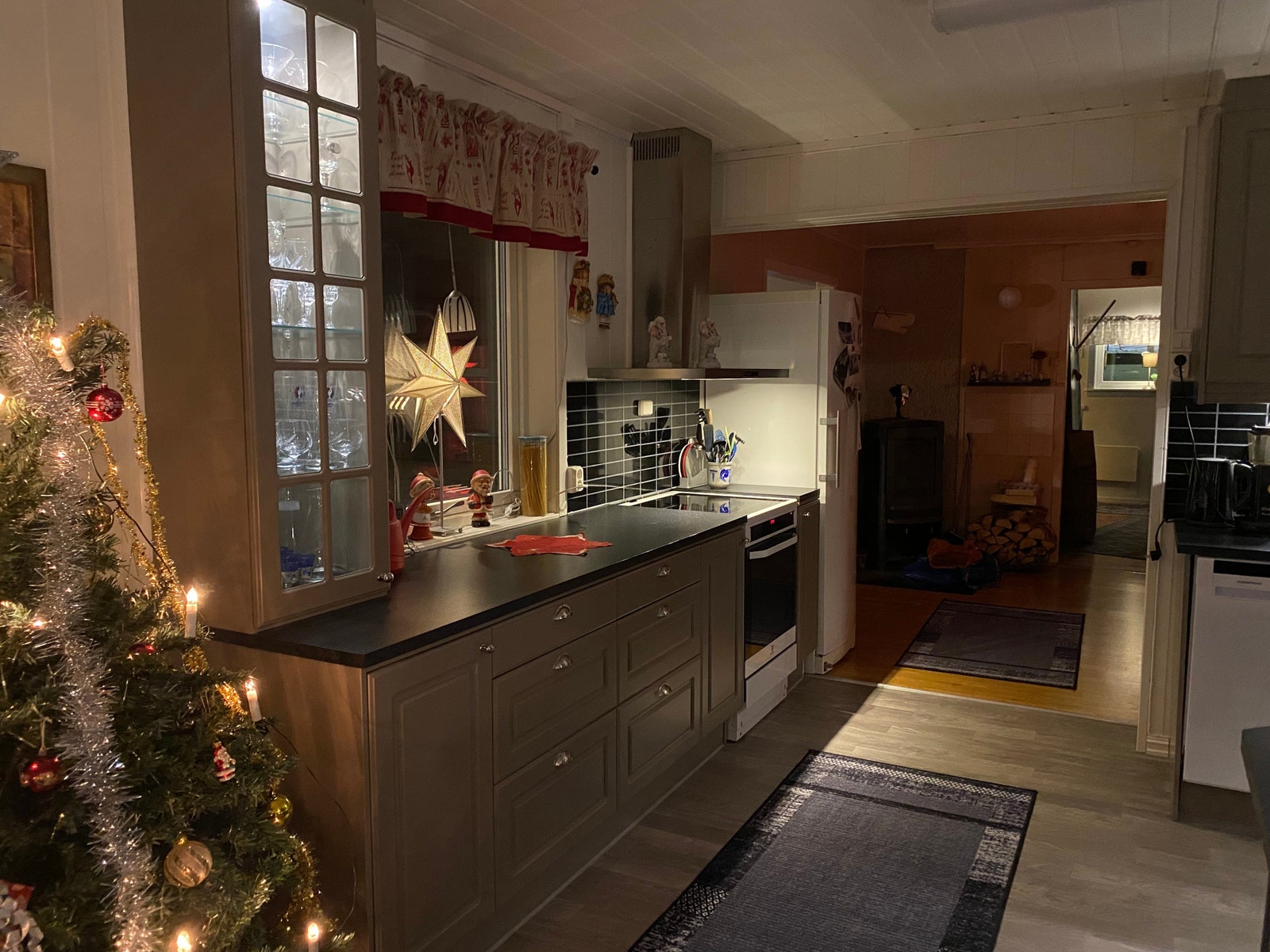 Stort og romslig kjøkken Galleribilde