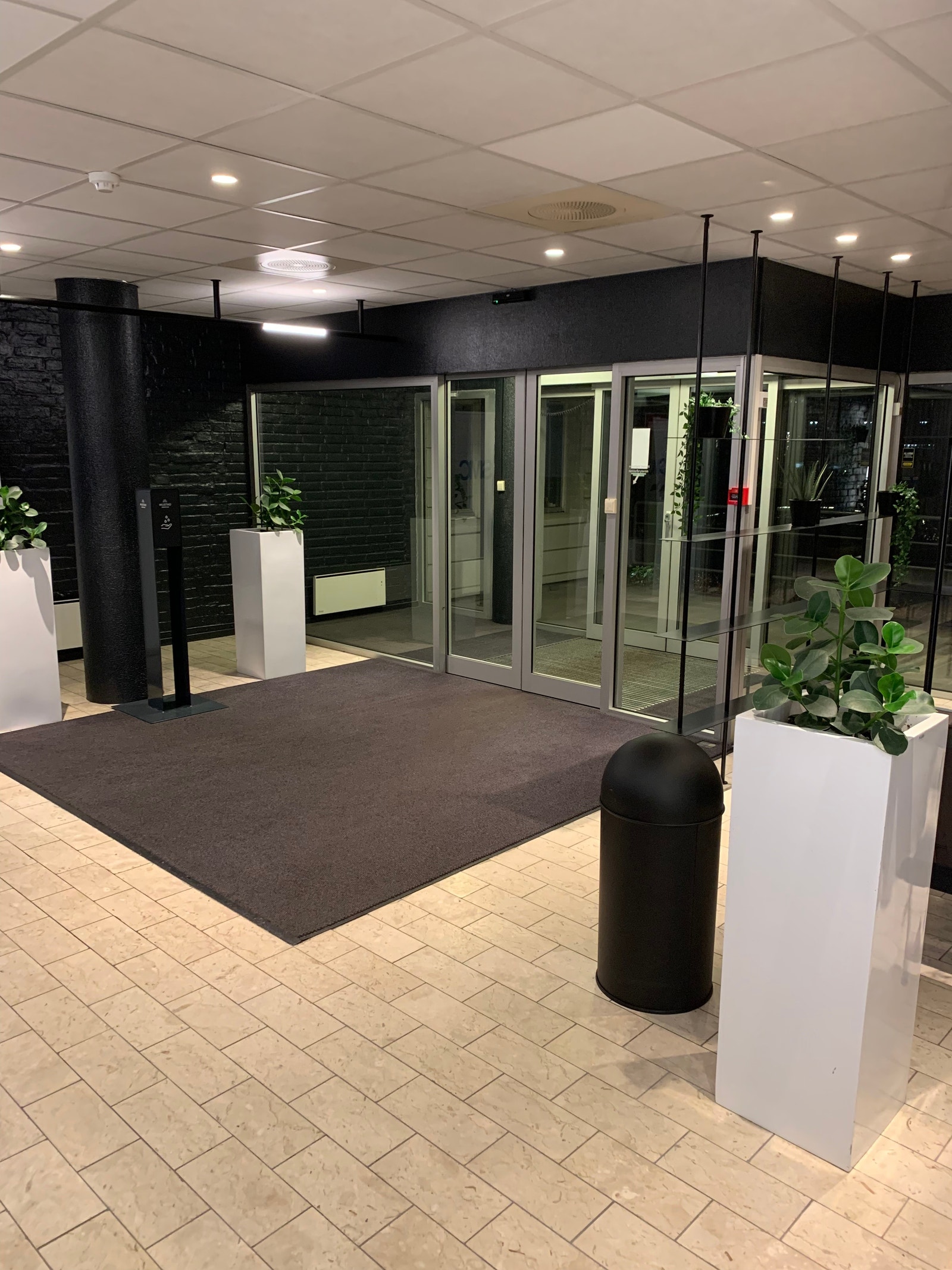 Hovedinngang Galleribilde