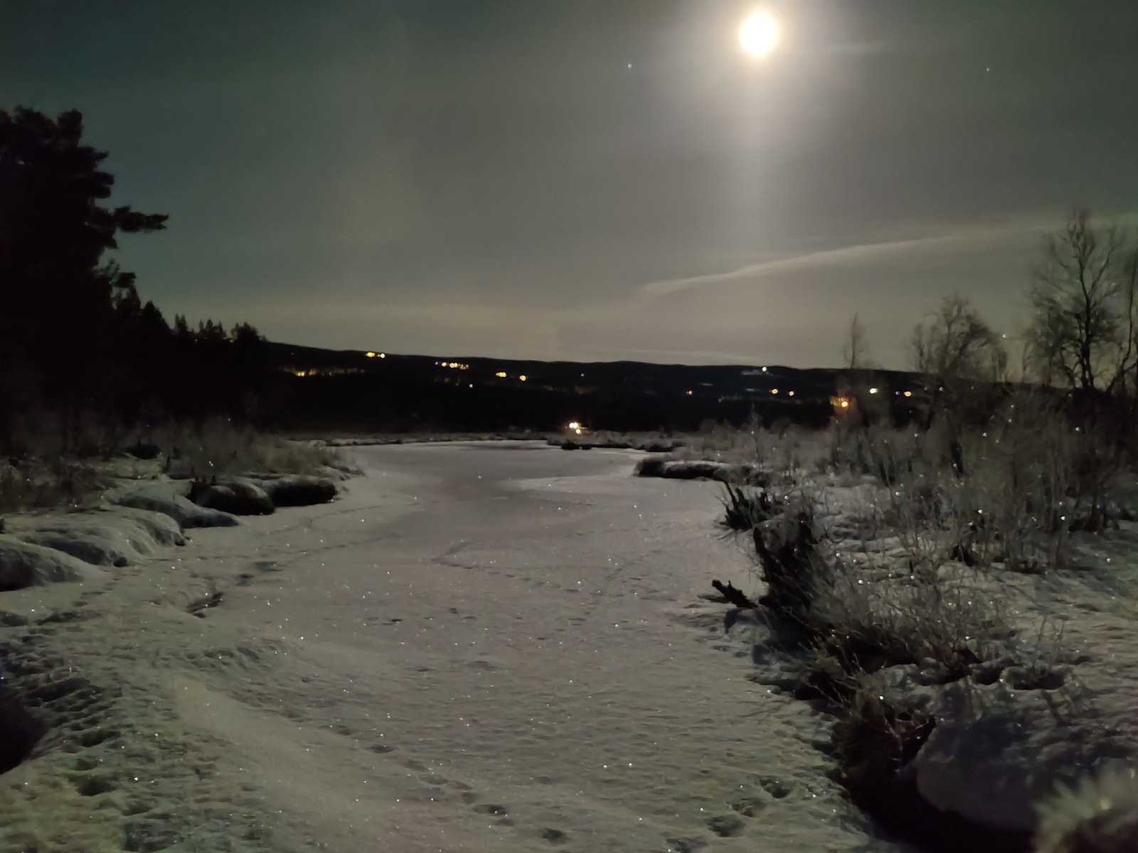 Sen kveldstur med måneskinn er en opplevelse! Galleribilde