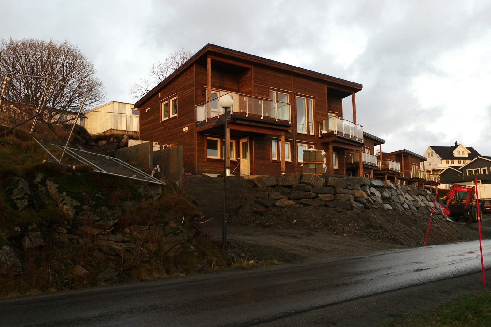 To-manns bolig, ledig leilighet til venstre. Galleribilde