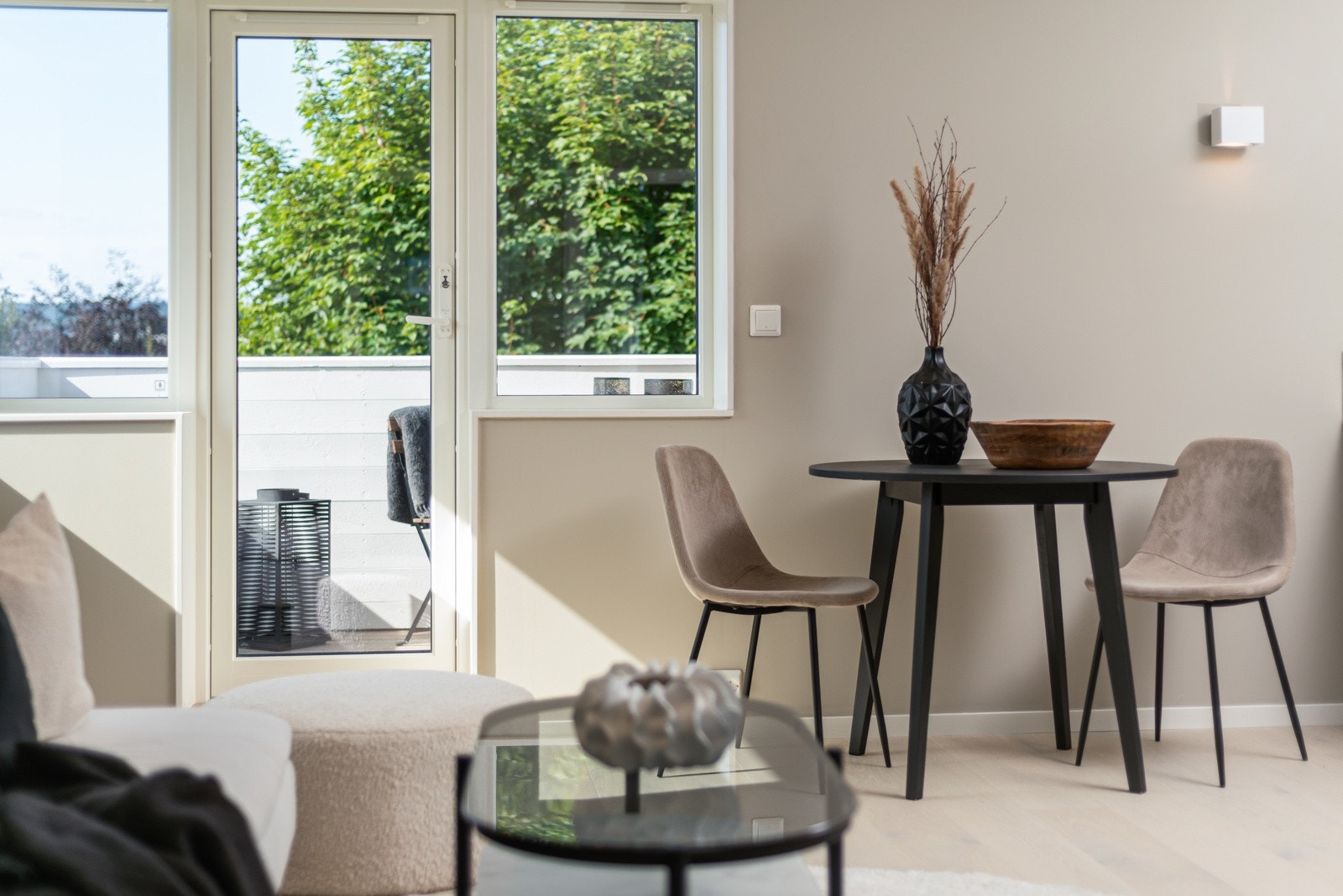 Leiligheten er nyrenovert med et flott og moderne utrykk! Galleribilde