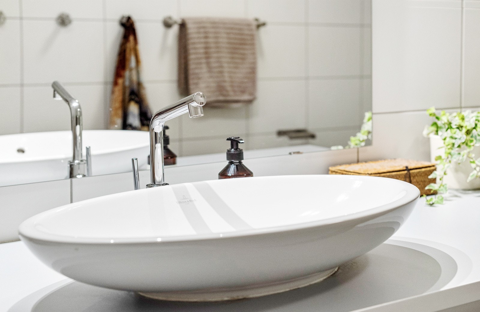 Tidløs og nøytrale fargevalg gjør at du med enkle grep kan sette ditt eget preg på badet. Galleribilde