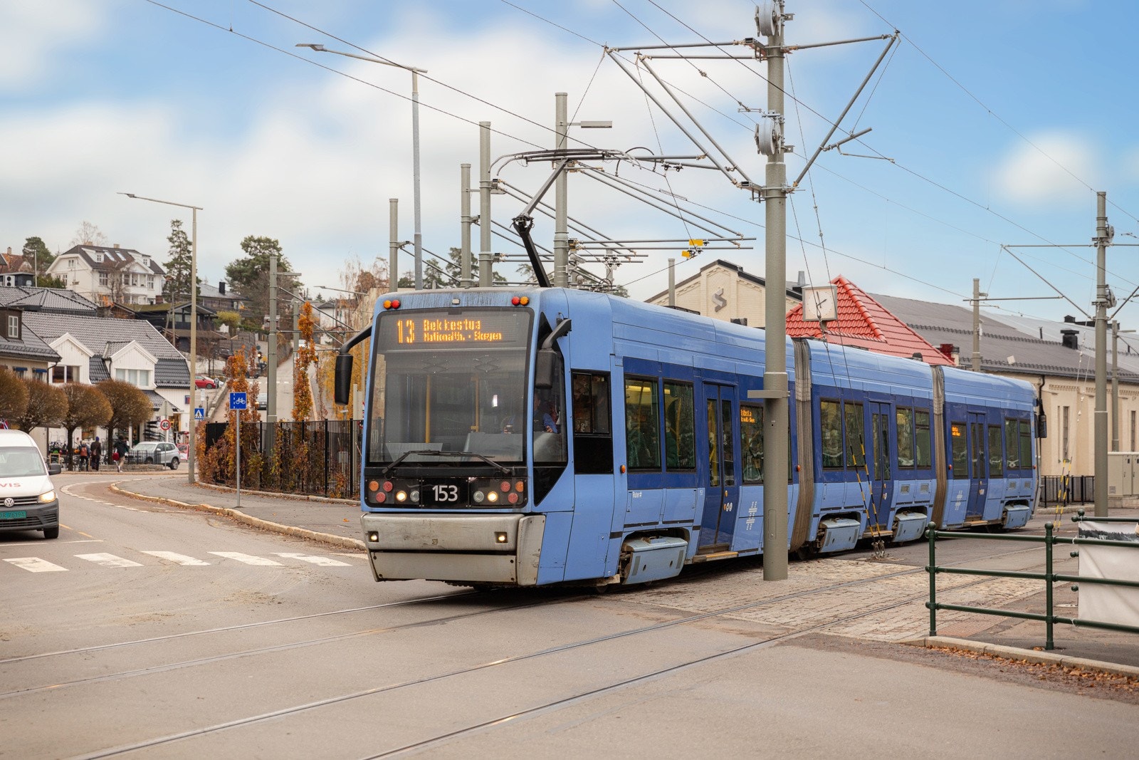 Sameiet er sentralt plassert på Holtet med diverse servicetilbud. Her stopper også trikken, som tar deg på en hyggelig trikketur med utsikt ned til sentrum av Oslo. Galleribilde
