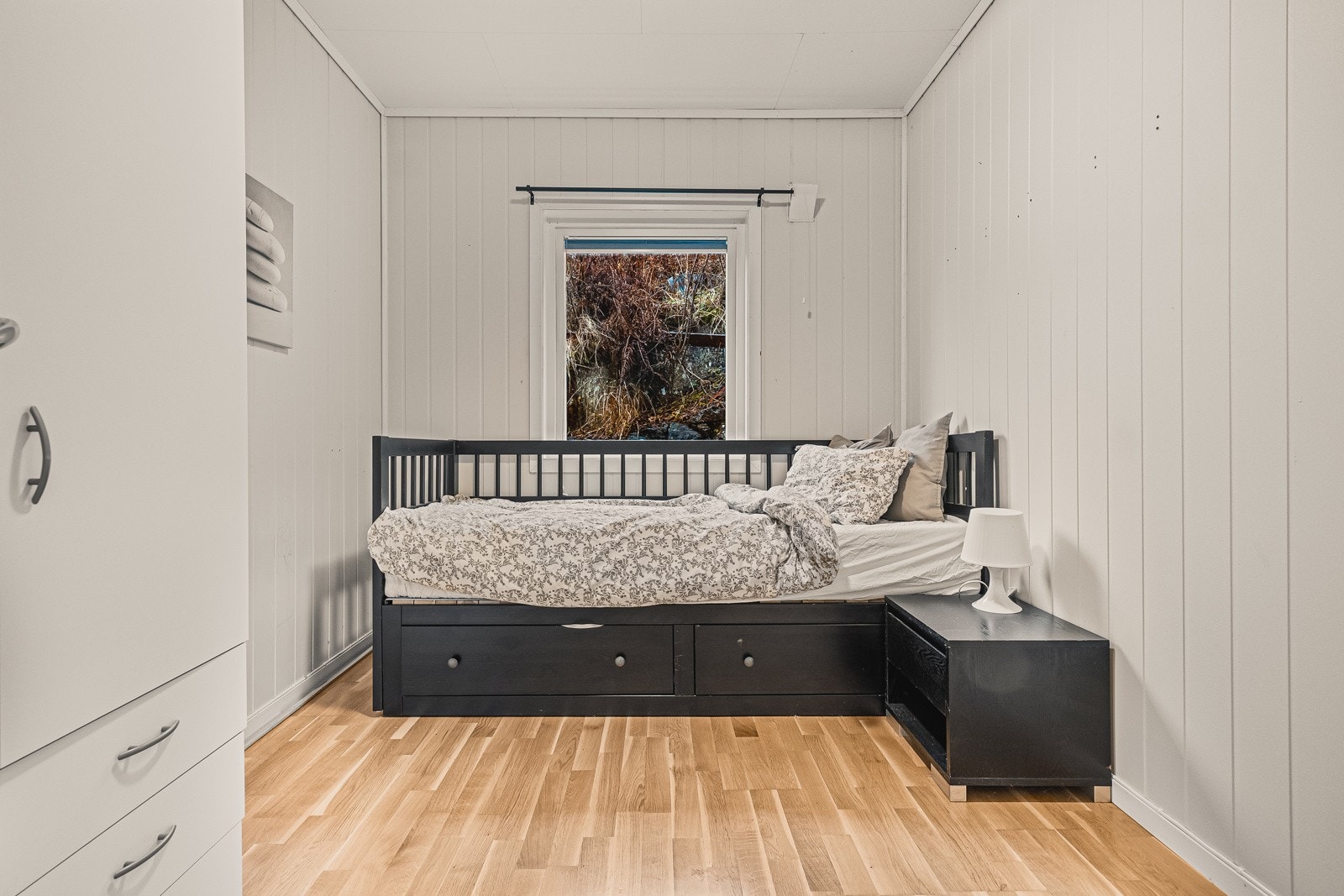 Soverom 2 har plass til garderobeskap. Galleribilde