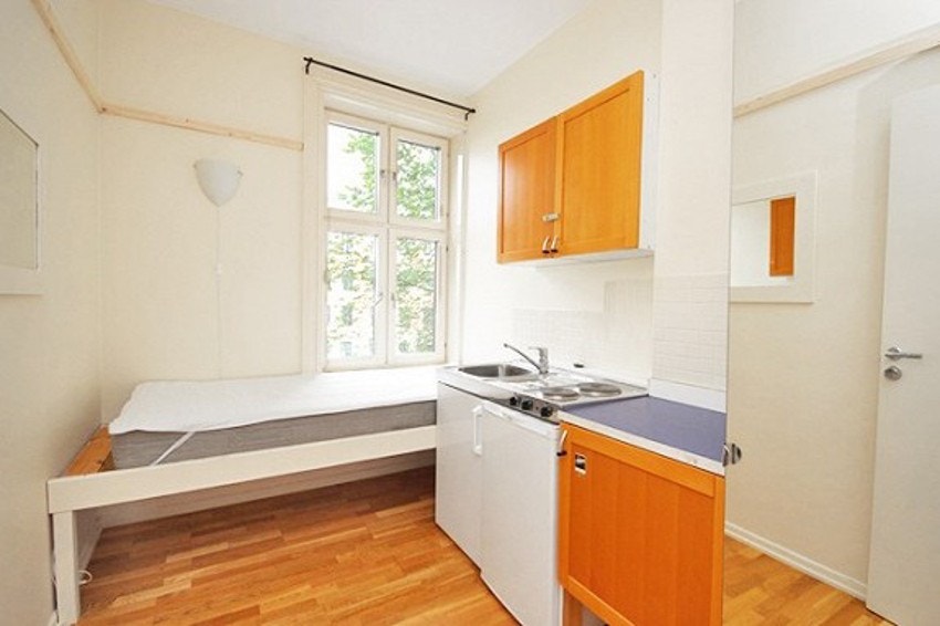 Soverom 4 med hybelkjøkken. Bildet er tatt tidligere og rommet er i dag utleid. Galleribilde