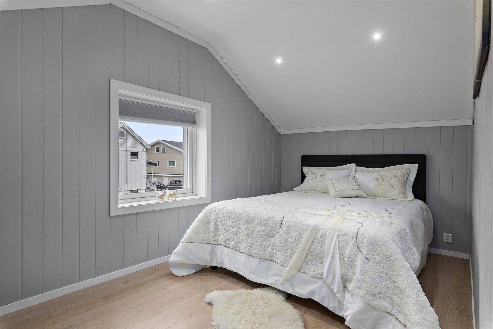 Soverom 1 er 12 kvm. Galleribilde