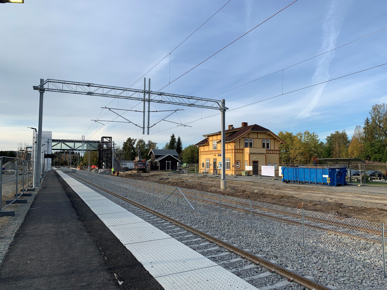 Gode togforbindelser retning Gjøvik og Oslo.