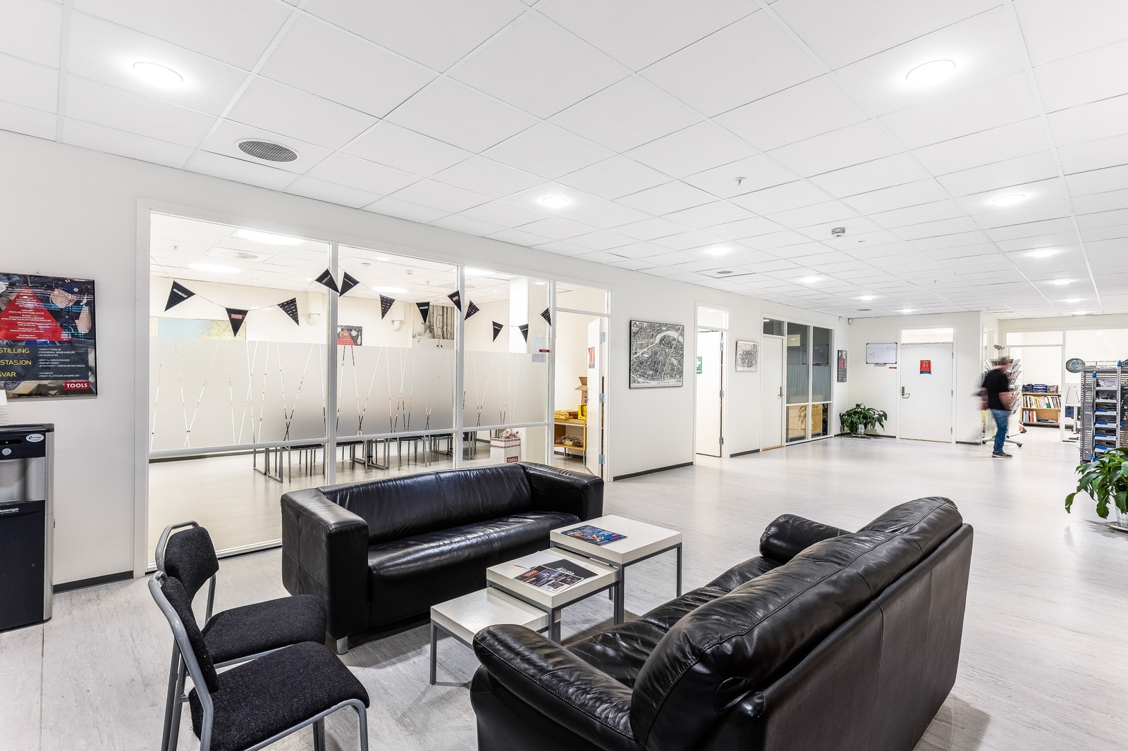 Dagens møblering i fellesareal Galleribilde
