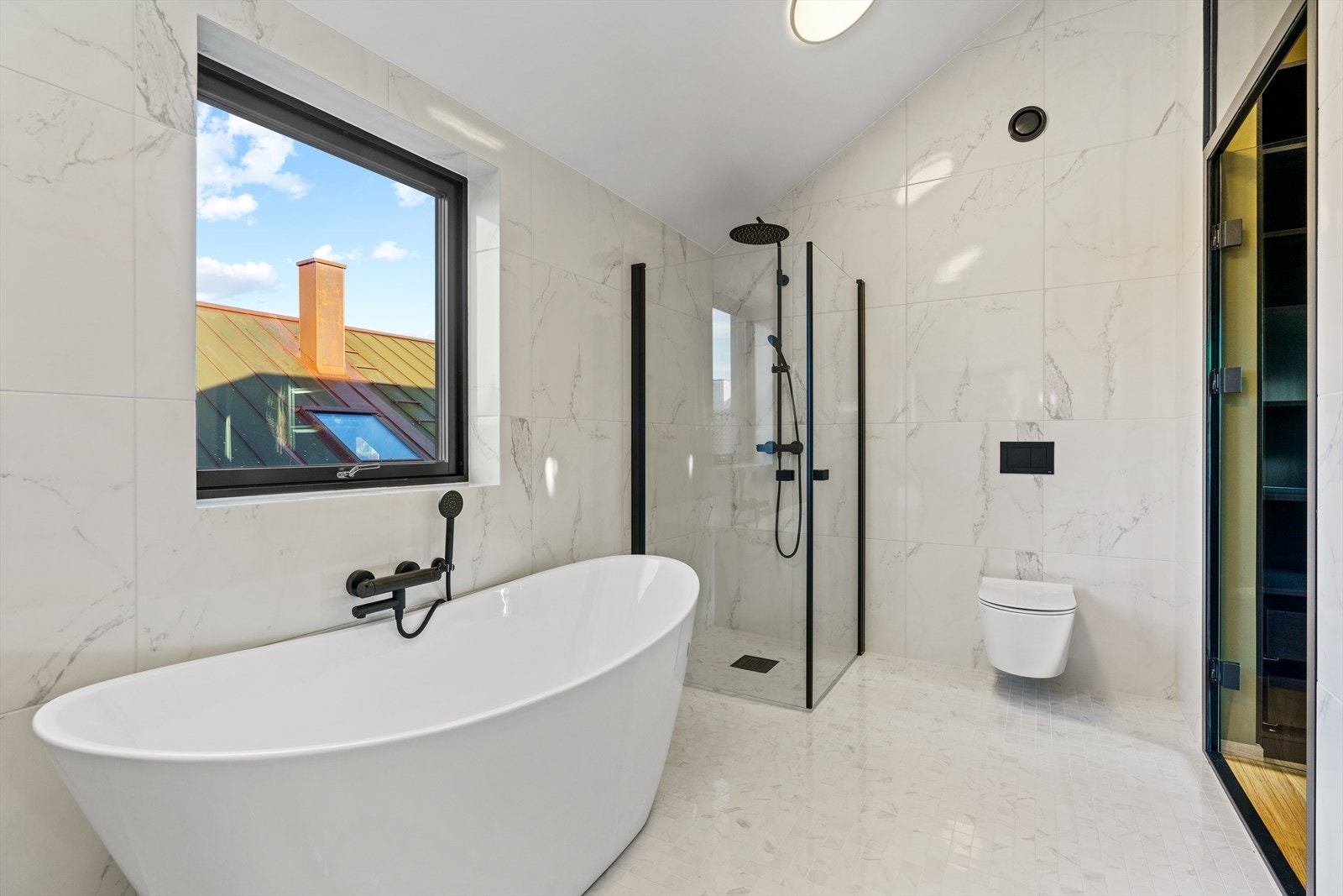 Bad 2 ( en suite ) Galleribilde