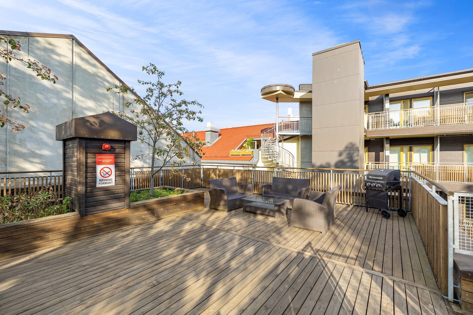 Takterrassene ligger i nærliggende bygg. Galleribilde