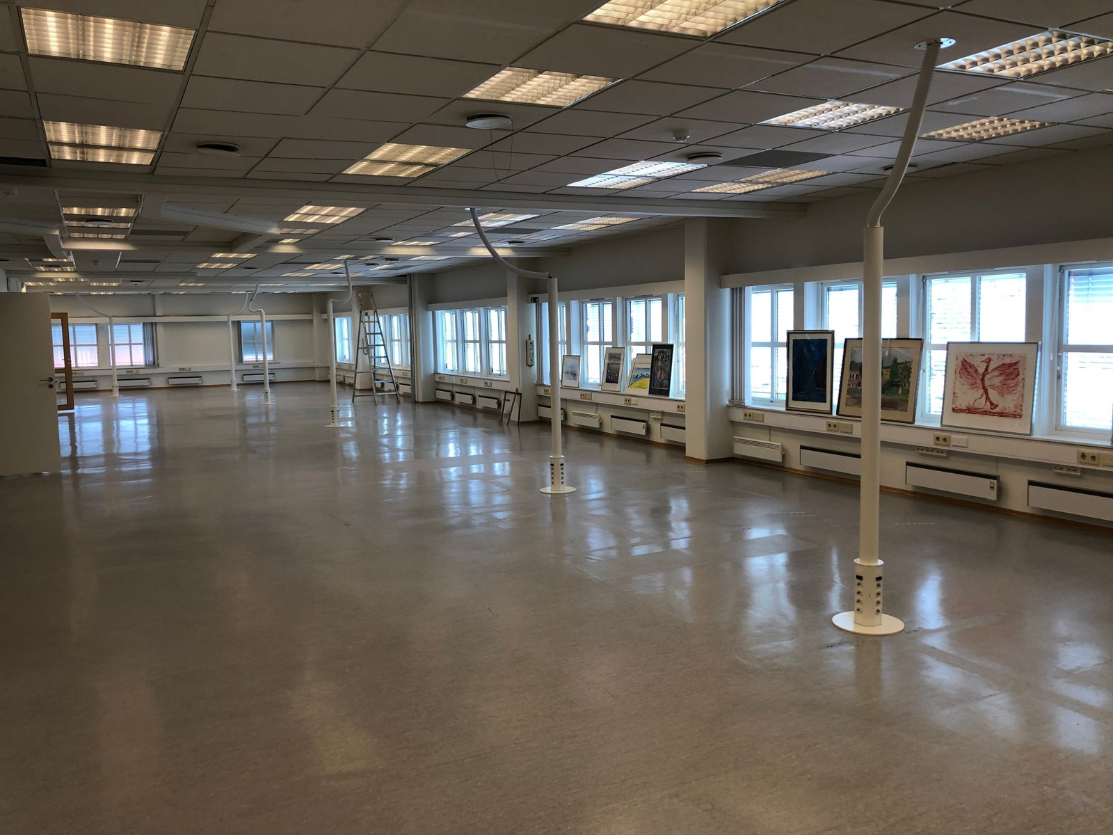 Utsnitt av ledig lokale. Vi kan tilpasse etter behov Galleribilde