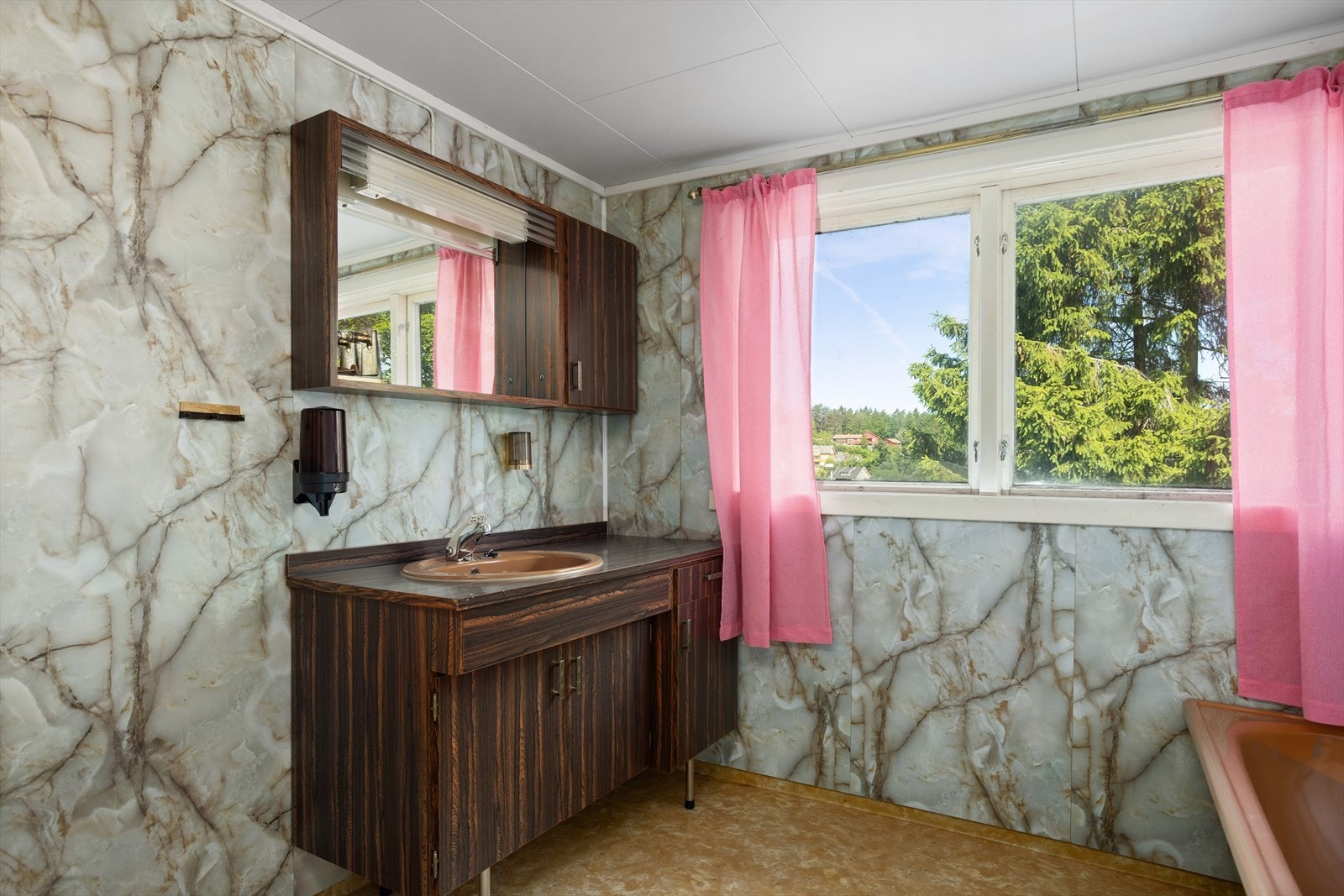 Baderom 2. etasje Galleribilde