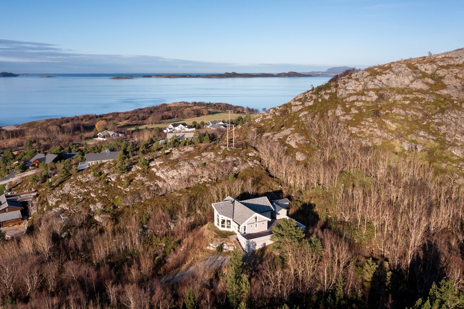 Eiendommen er omkranset av flott natur. Galleribilde