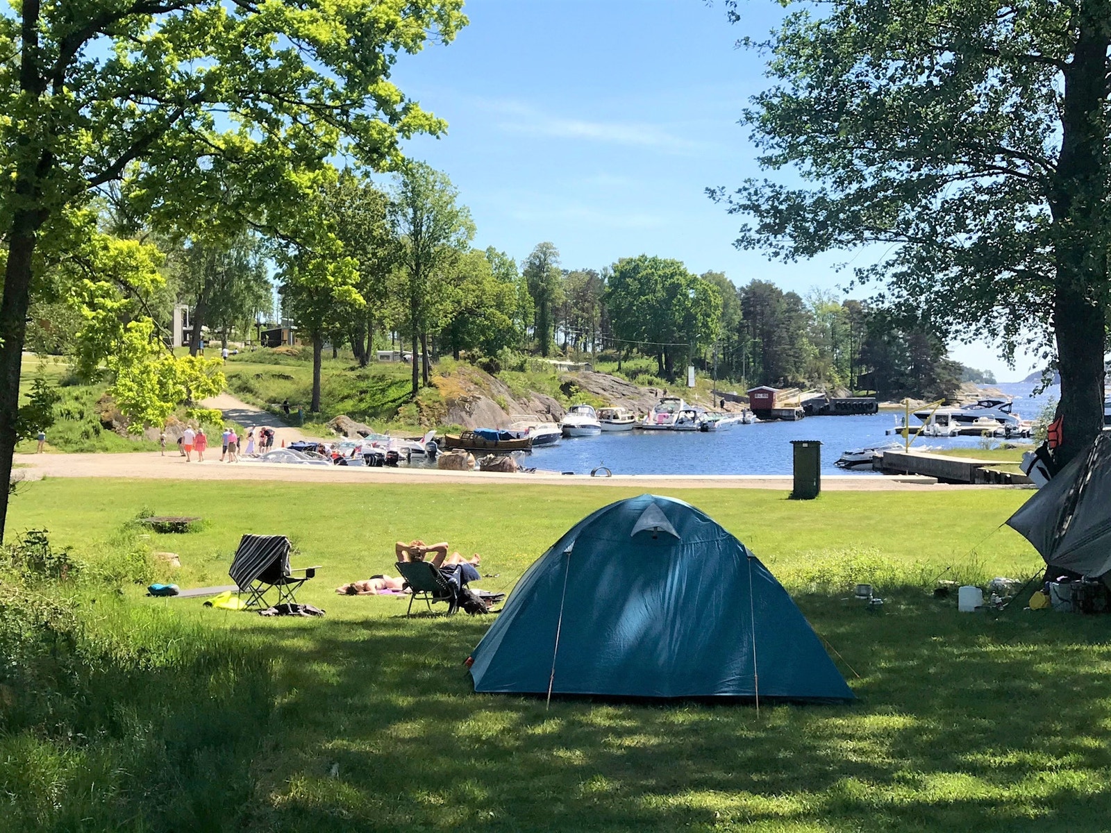 Telting på friområdene på øya Galleribilde