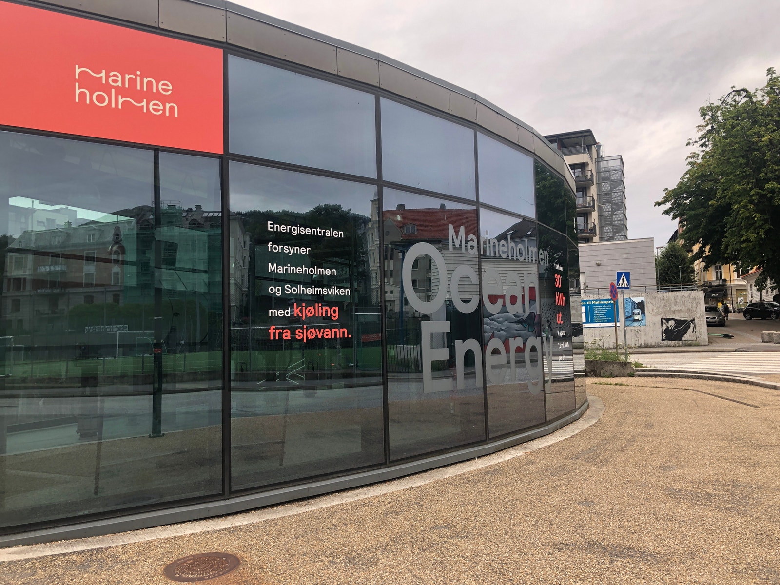 Marineholmen Ocean Energy forsyner byggene med kjøling Galleribilde