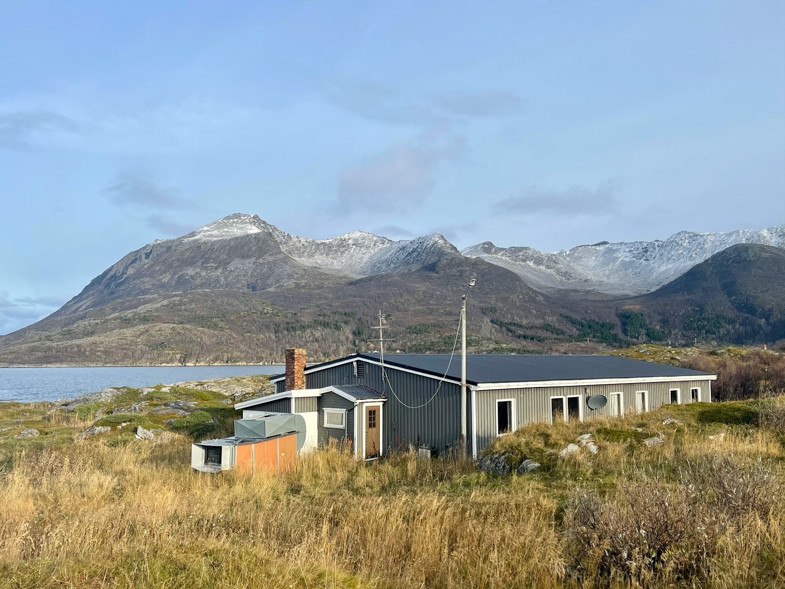 Mannskapsbrakke Galleribilde