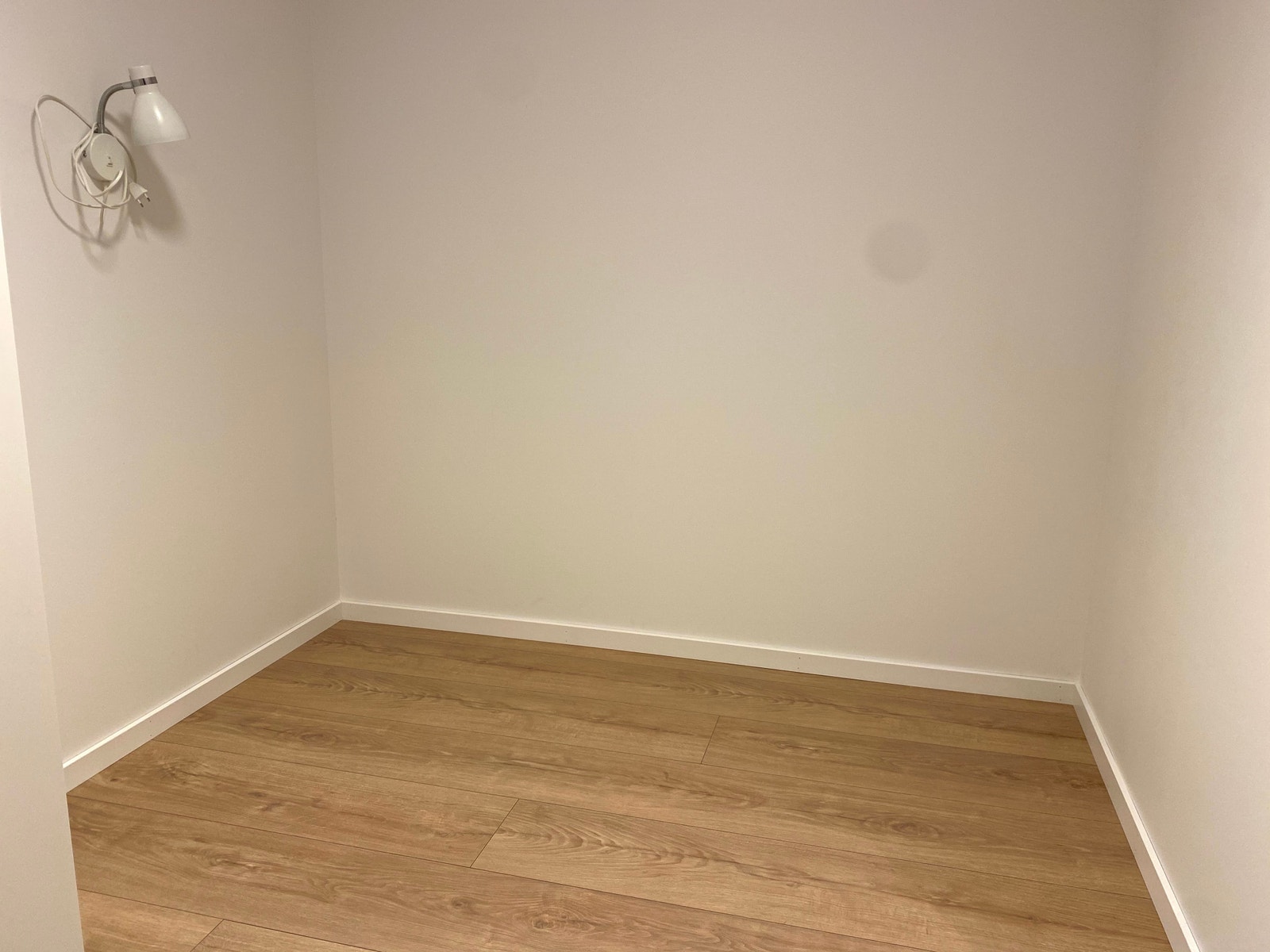 Soverom med plass til seng på 120 cm Galleribilde