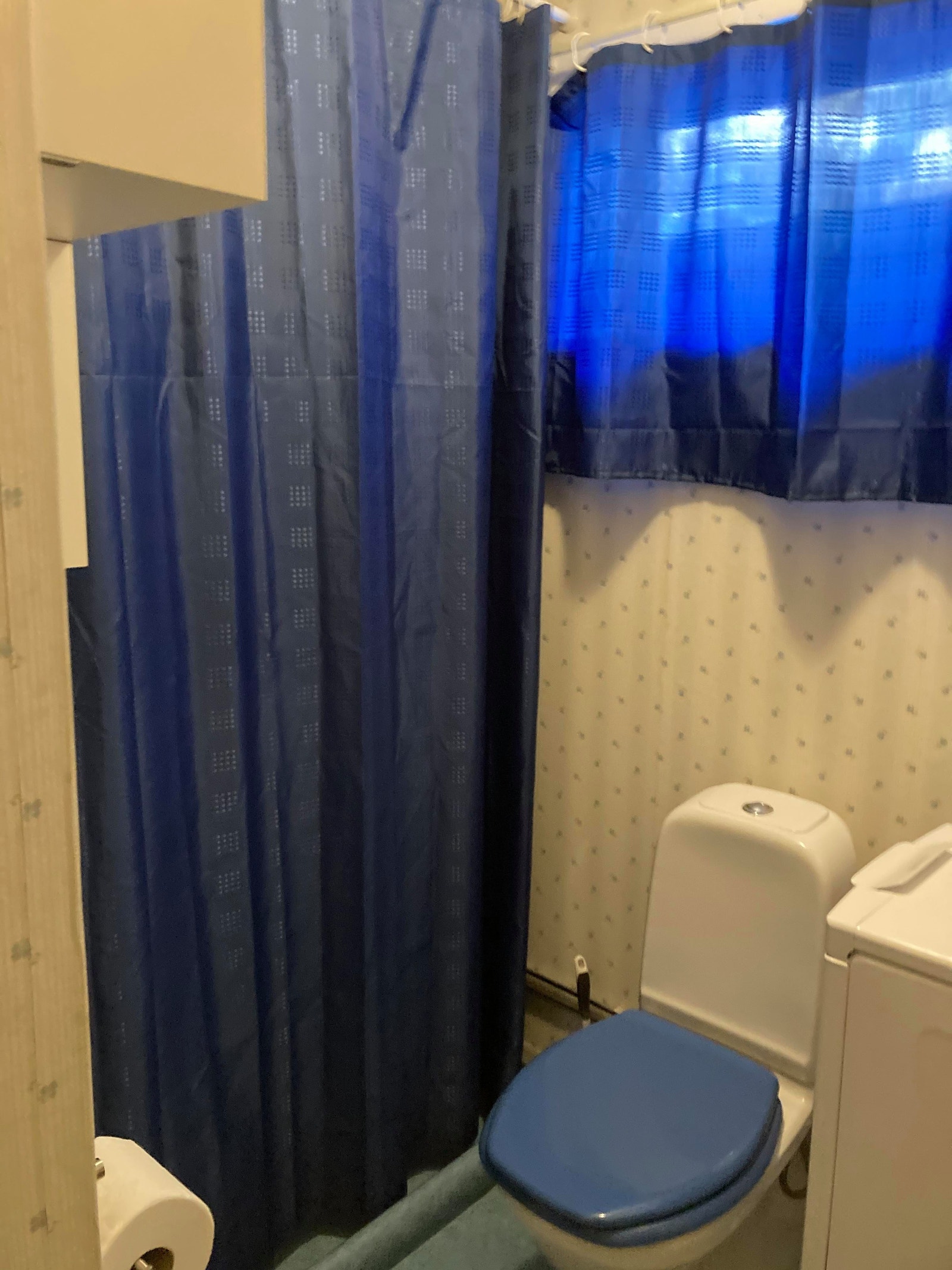 Bad - toalett og dysj Galleribilde