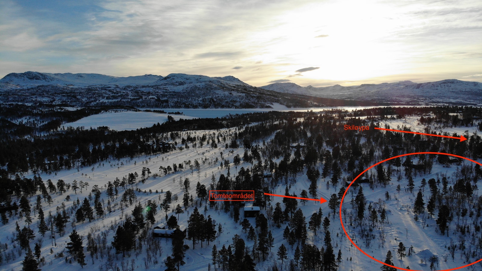 Bildene er tatt i begynnelsen av januar 2021, derfor står solen lavt. Galleribilde