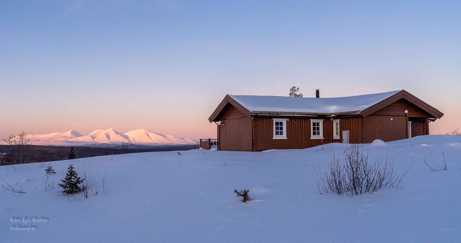 Vi har mange prosjekter i flere størrelser, varianter og tilpasser gjerne etter kundens ønske. Galleribilde