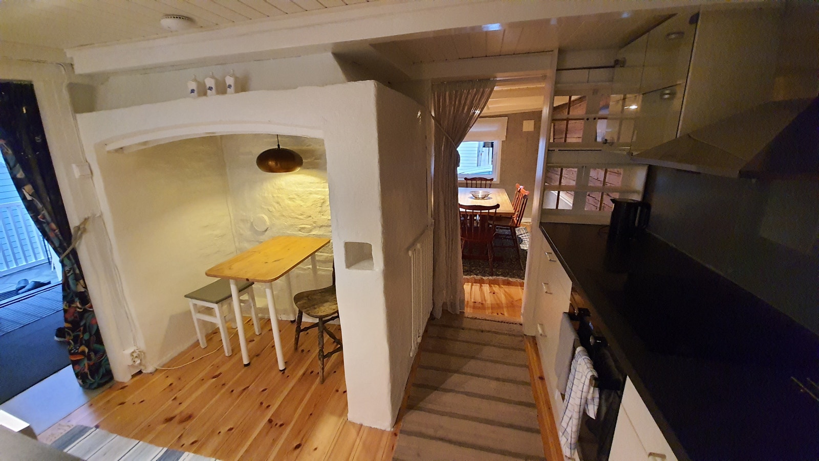 Koselig kjøkkenkrok i gammel grue Galleribilde