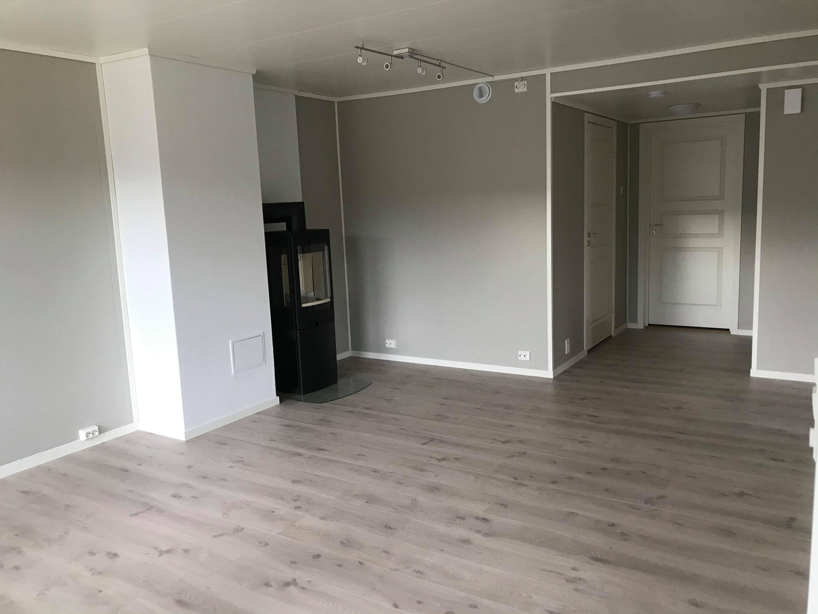 Stue med vedomn Galleribilde