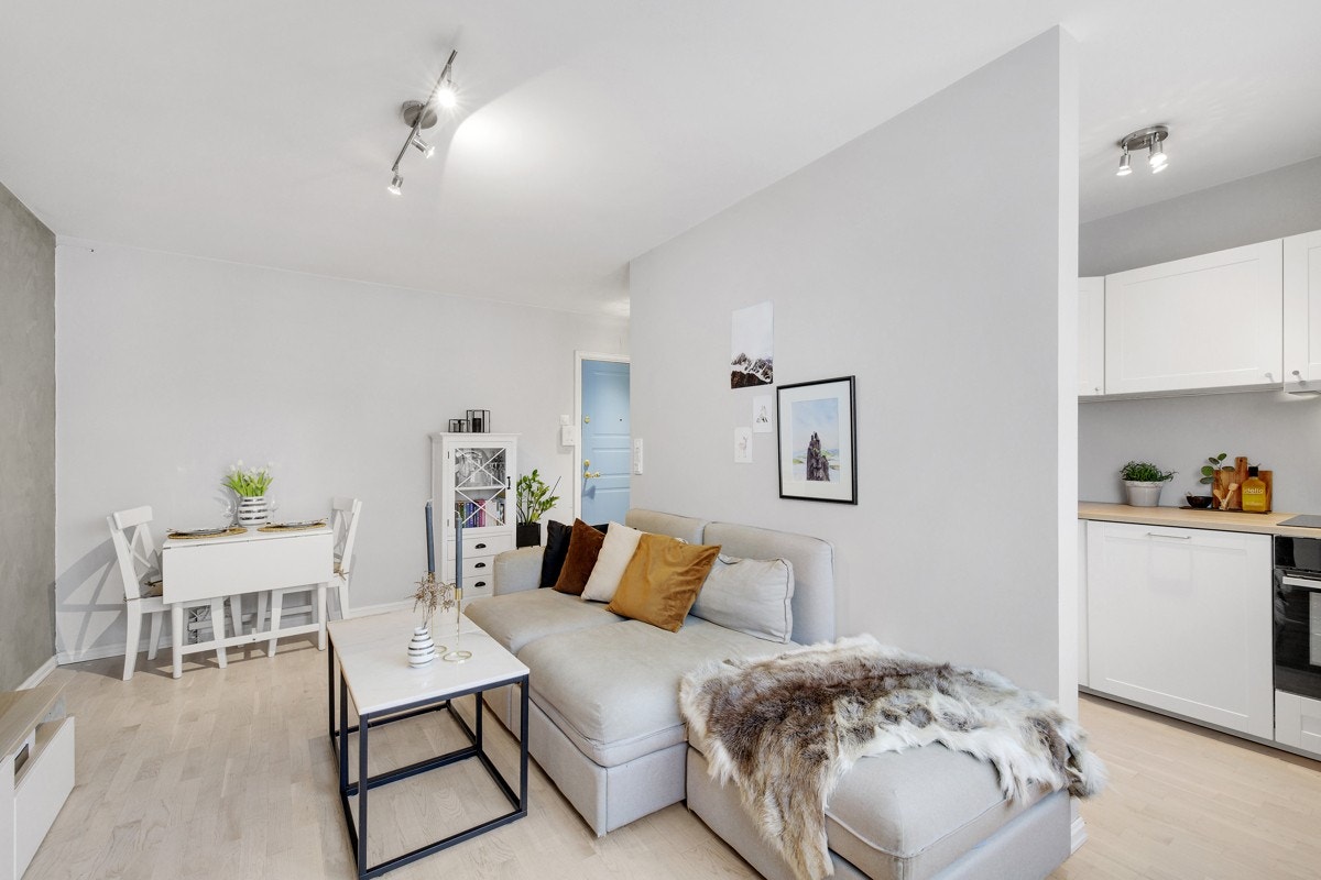 Delvis åpen løsning fra kjøkkenet Galleribilde