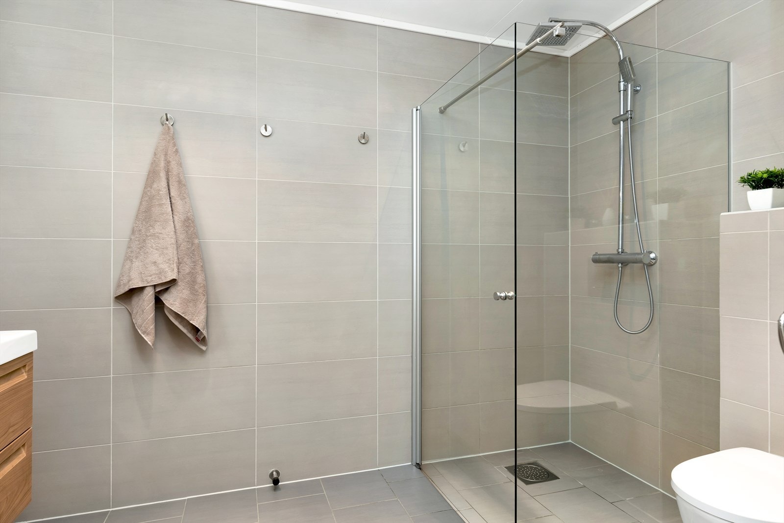 Innredet med nydelige fliser Galleribilde