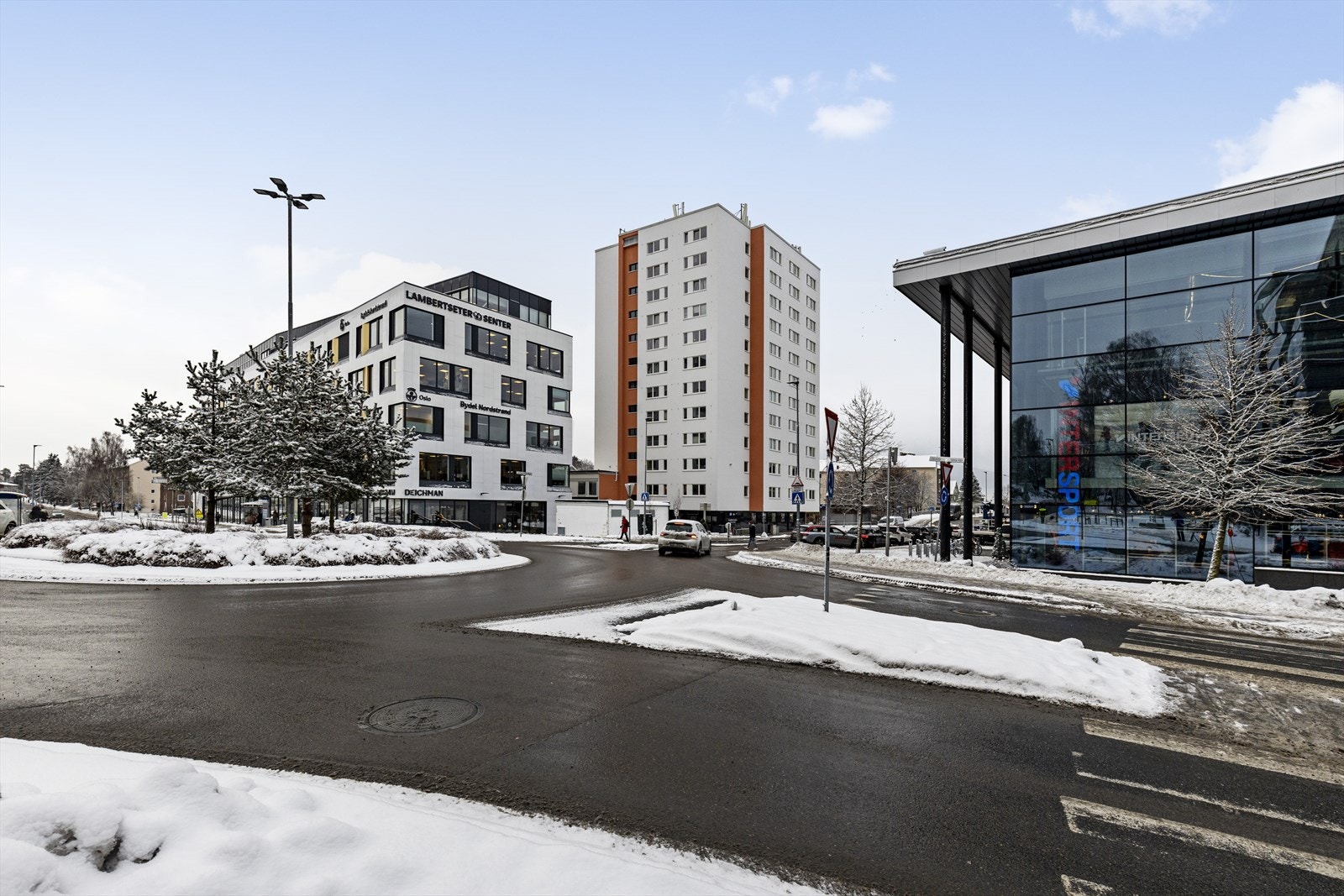 Bo rett ved Lambertseter senter Galleribilde