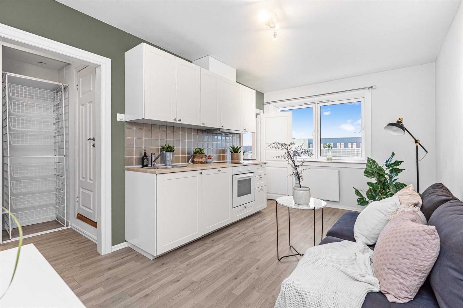 Velkommen til Lambertseterveien 35! Presenteres av Eiendomsmegler 1 v/ Arsalan Syed Galleribilde