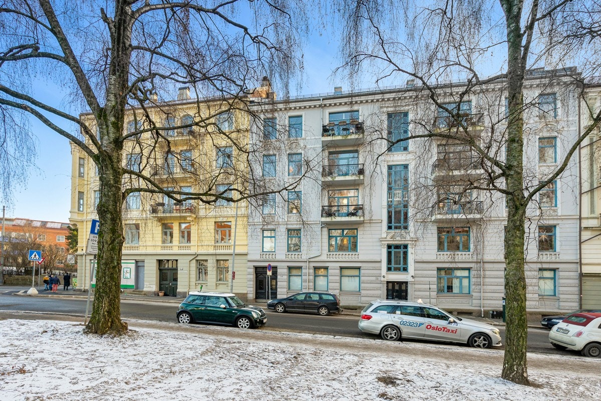 General Birchs gate 34 ble oppført i år 1900 og inneholder i dag 15 leiligheter Galleribilde