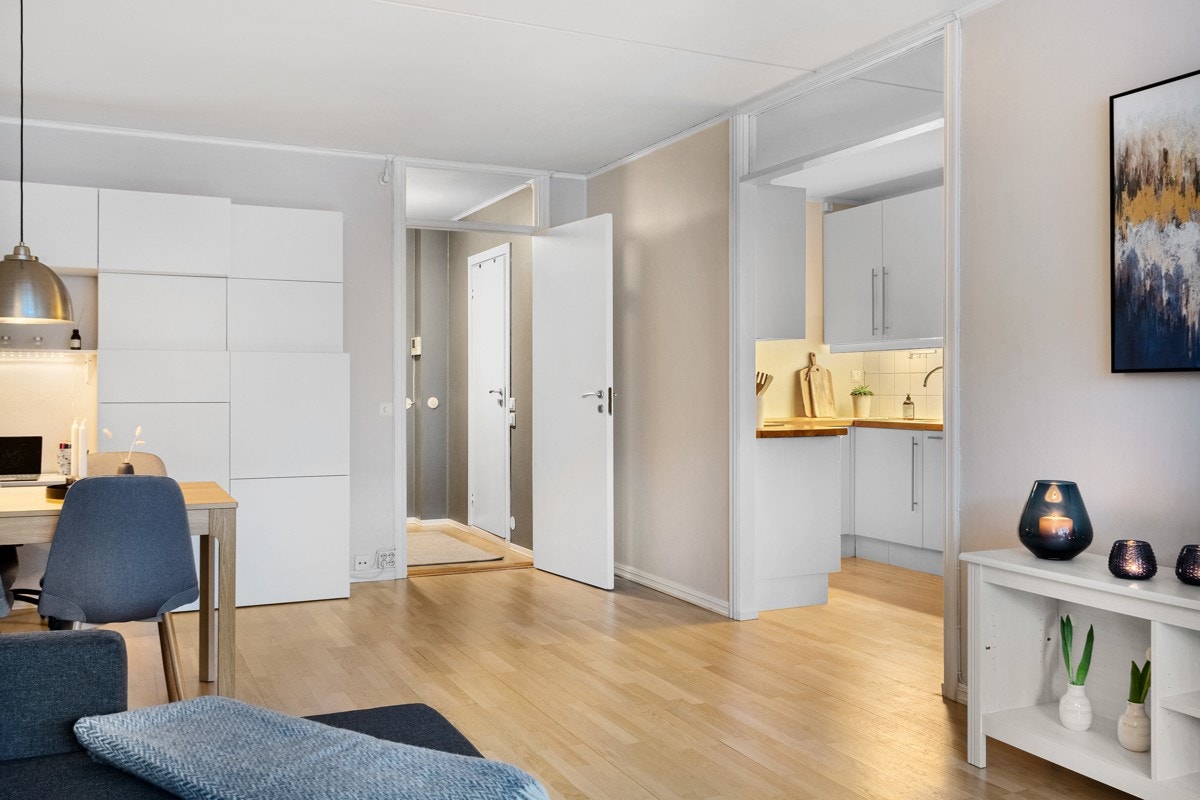 Delvis åpning mot kjøkken. Galleribilde