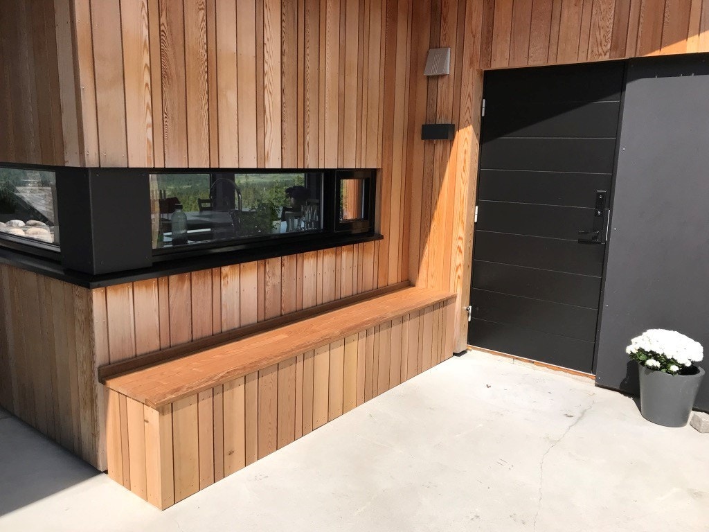 Fastmontert utebenk vedlikeholdsfritt treverk Galleribilde