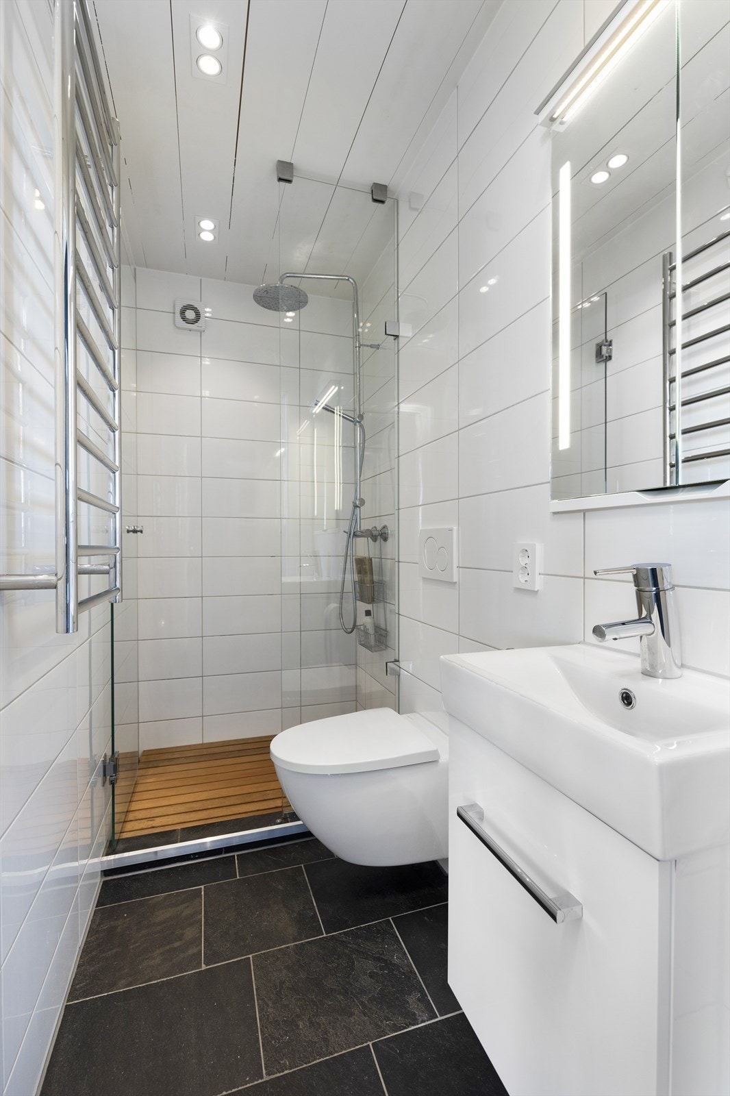 Flislagt bad Galleribilde