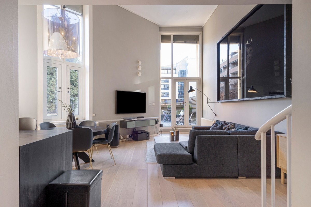 Ca. 5 meter takhøyde Galleribilde