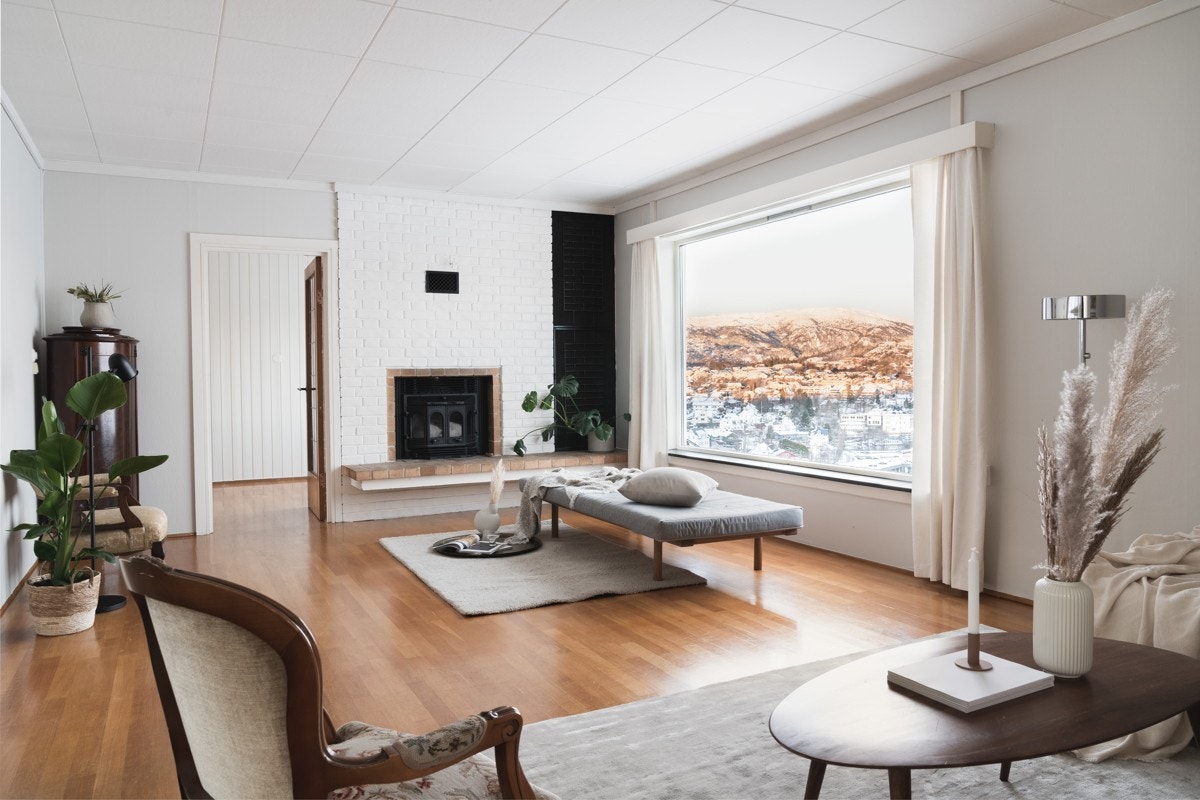 Legg merke til de store vinduene. Galleribilde