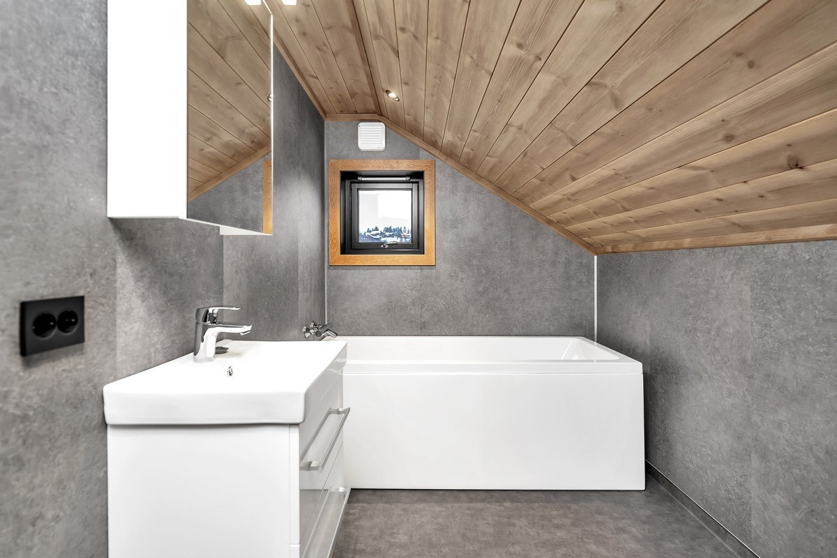 Bad 2. etasje Galleribilde